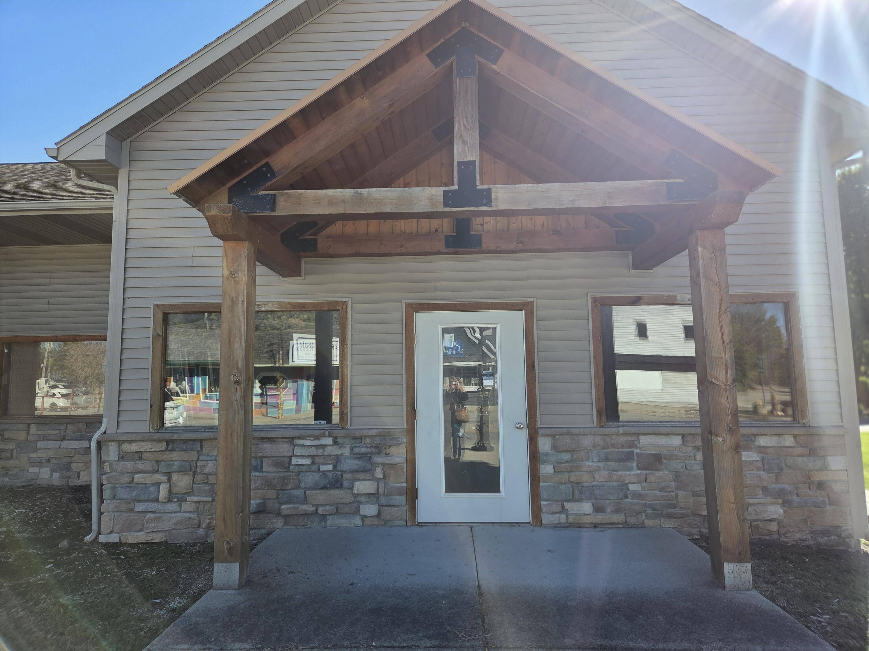 Remus, MI 49340,165 W Wheatland AVE