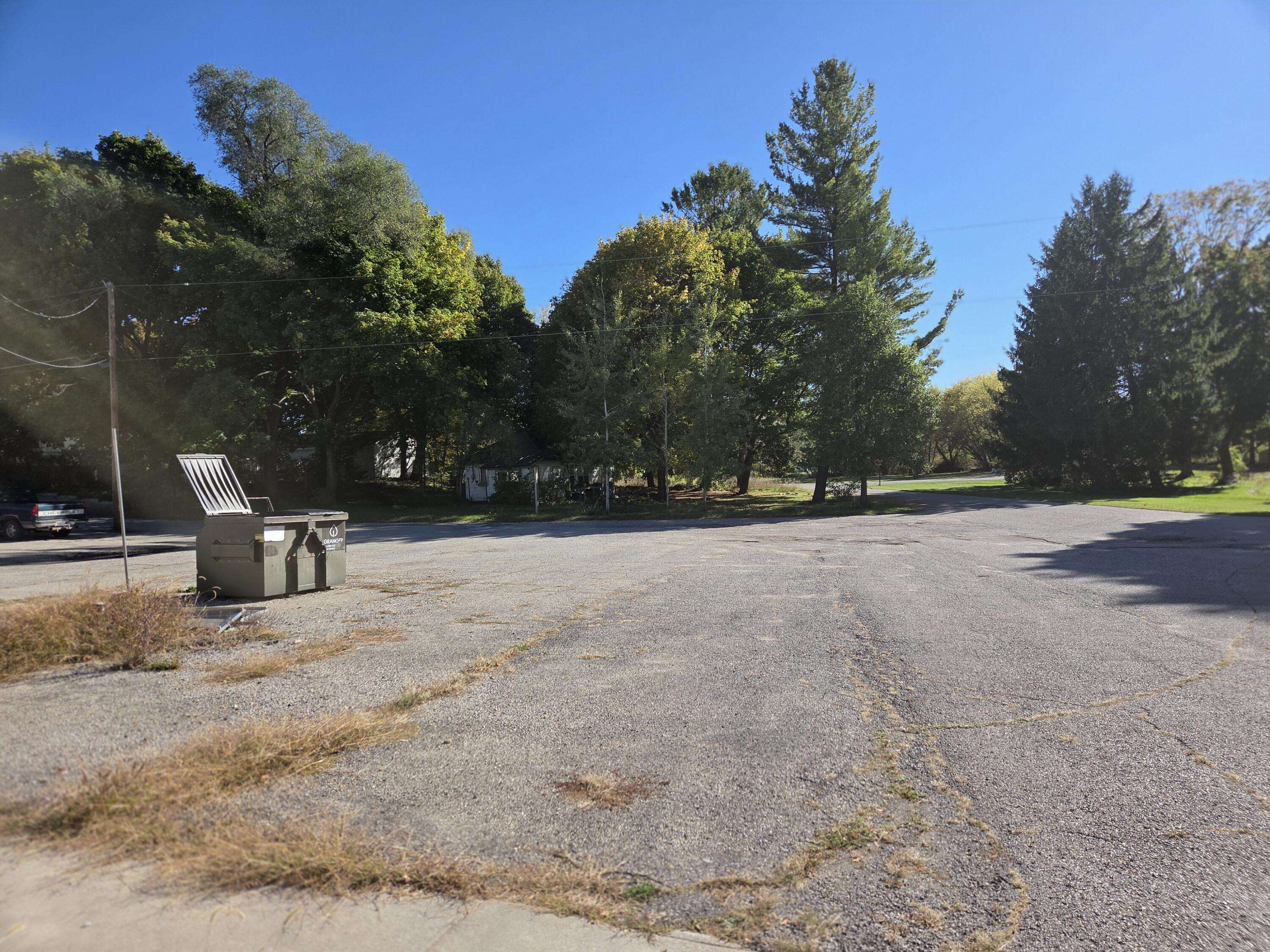 Remus, MI 49340,165 W Wheatland AVE