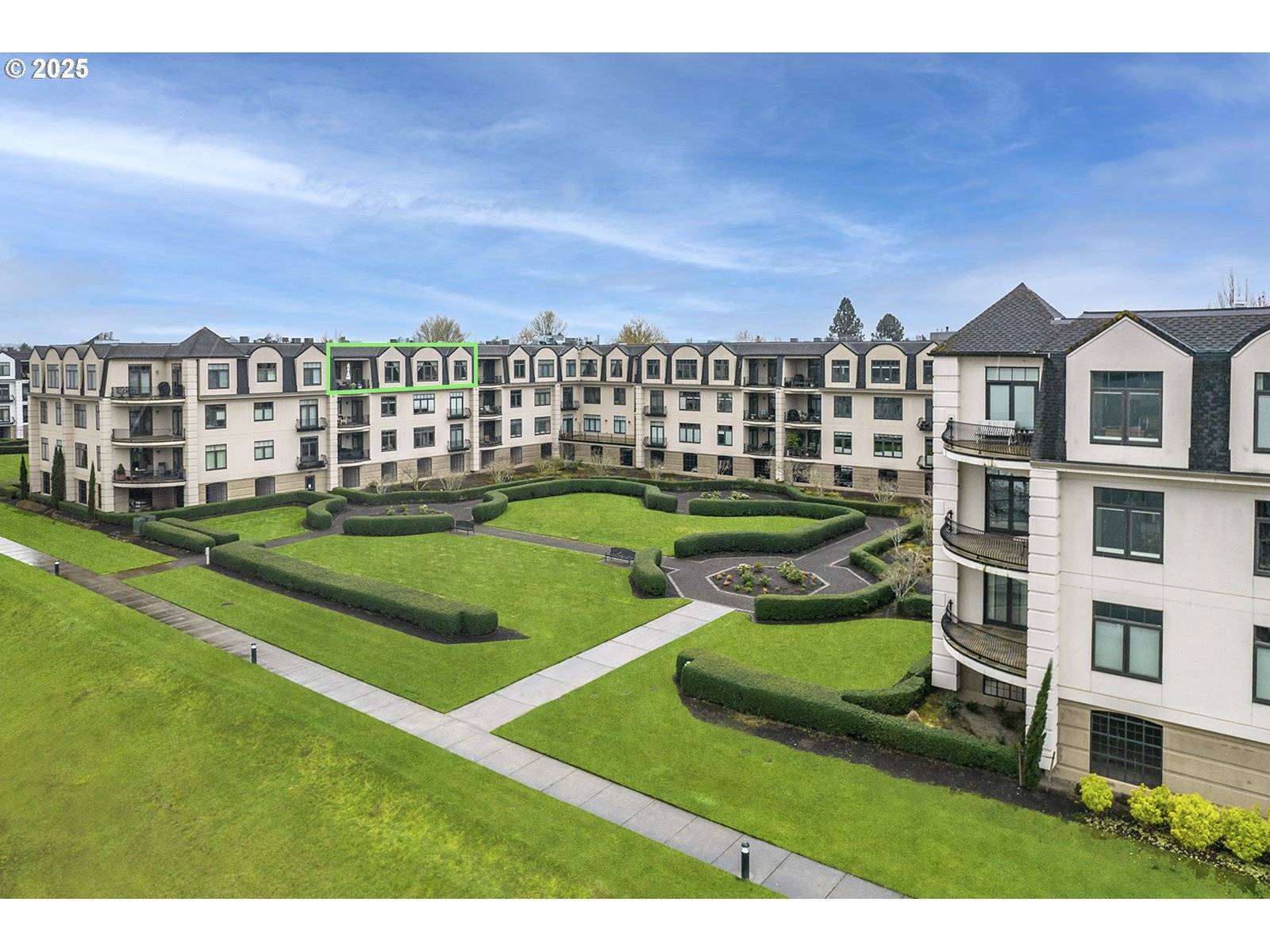 Portland, OR 97217,707 N HAYDEN ISLAND DR #413