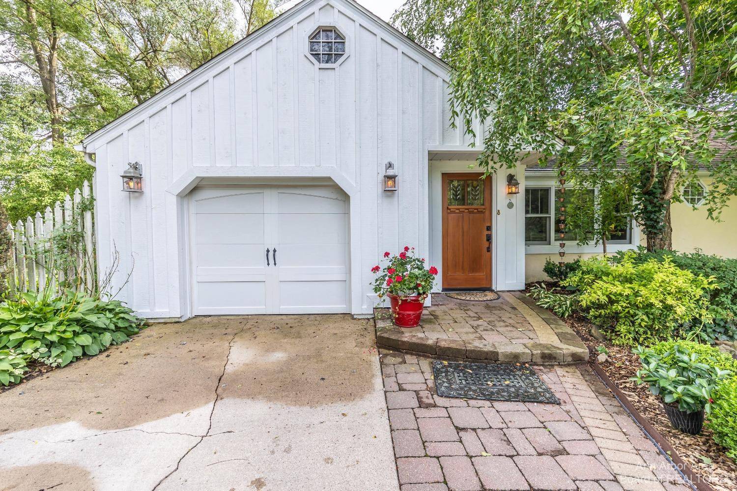 Willis, MI 48191,9260 Willis RD