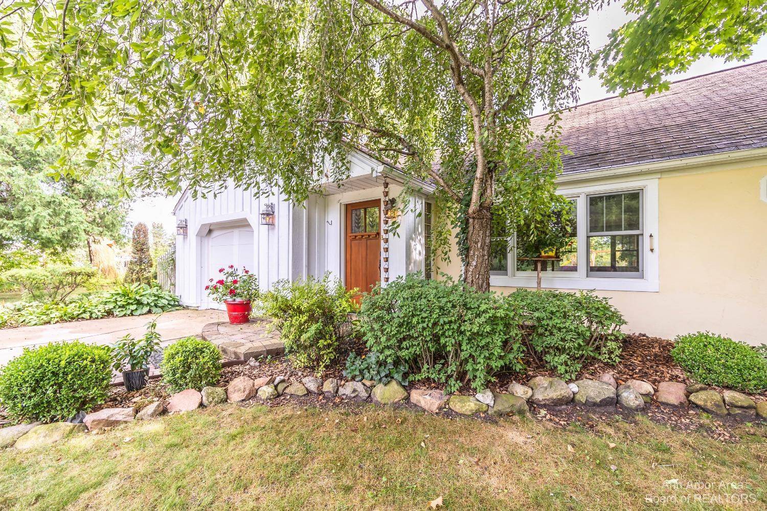 Willis, MI 48191,9260 Willis RD