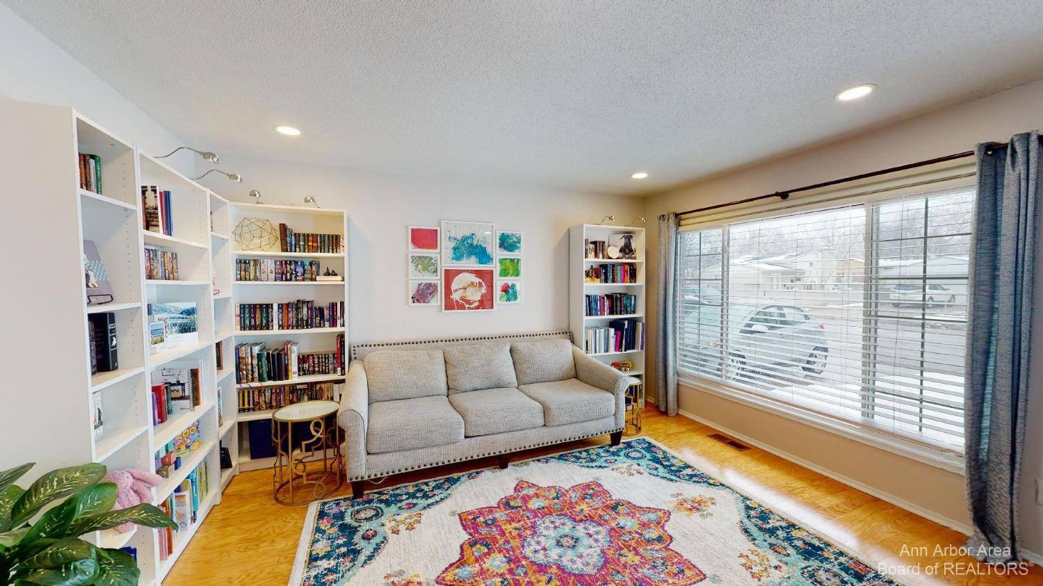 Farmington, MI 48336,33027 Meadowlark ST