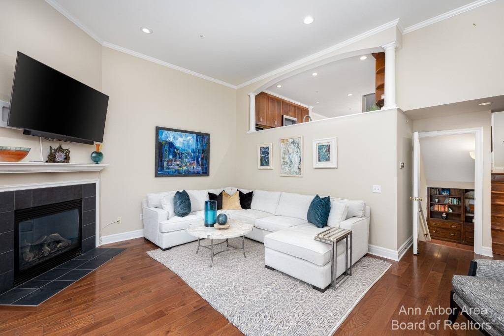 Ann Arbor, MI 48104,138 Ashley Mews