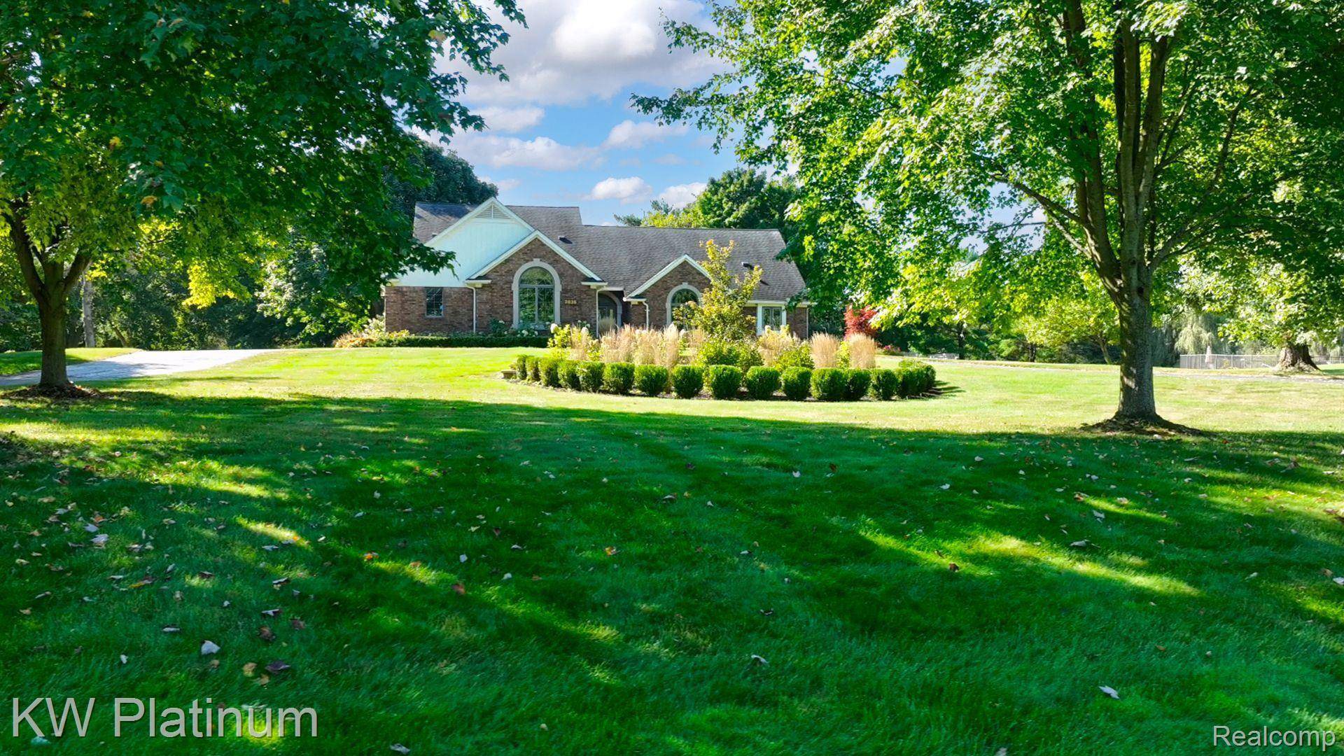 Clarkston, MI 48348,3835 KLAIS DR