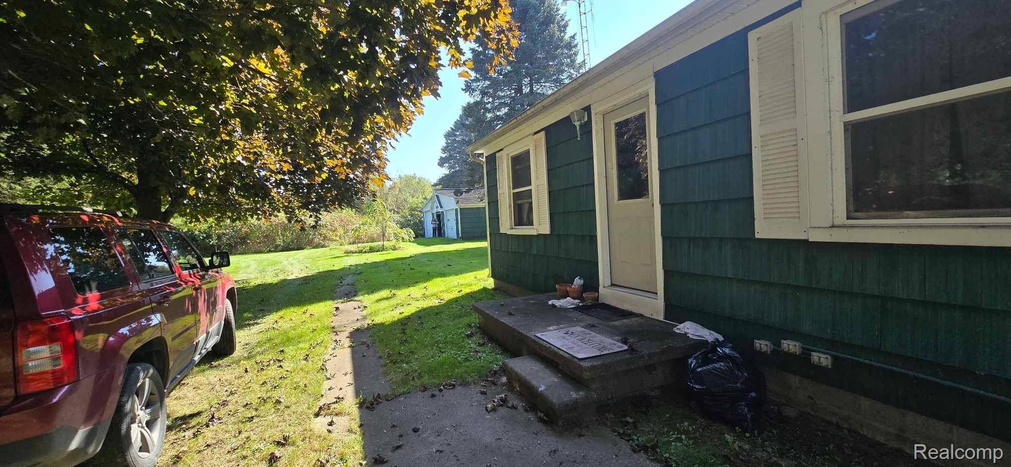 Harbor Beach, MI 48441,3750 S LAKESHORE RD