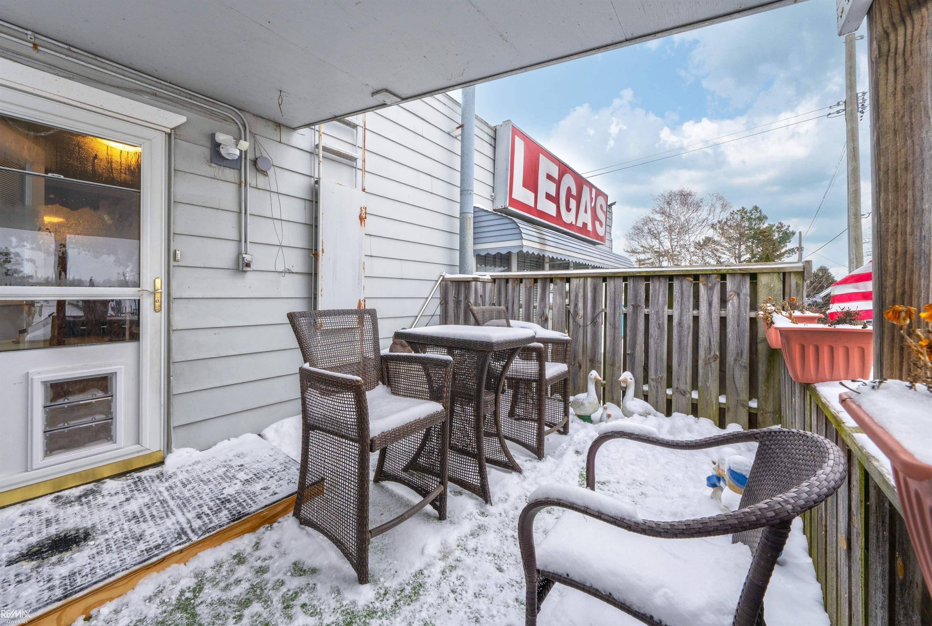 Clay, MI 48001,9724 Pearl Beach BLVD