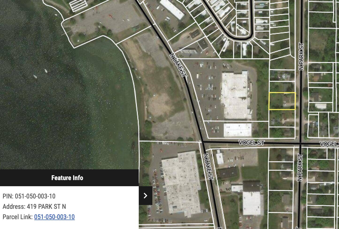 Boyne City, MI 49712,419 N Park ST