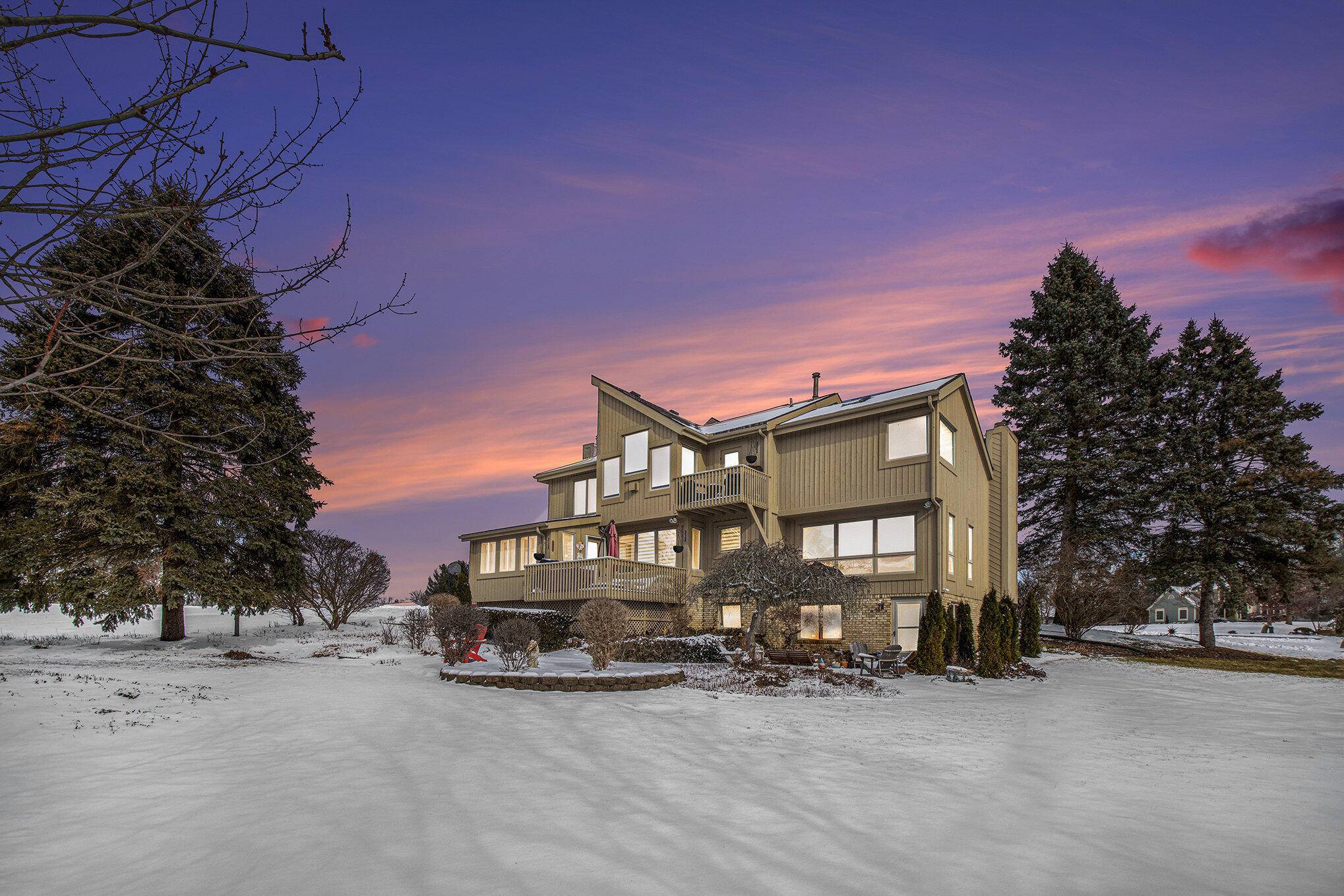 Saline, MI 48176,372 Crestway CT