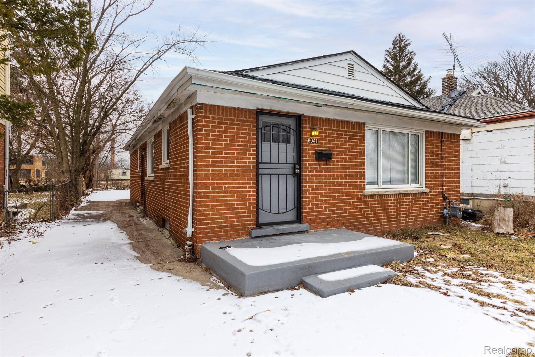 Detroit, MI 48228,8041 VAUGHAN ST