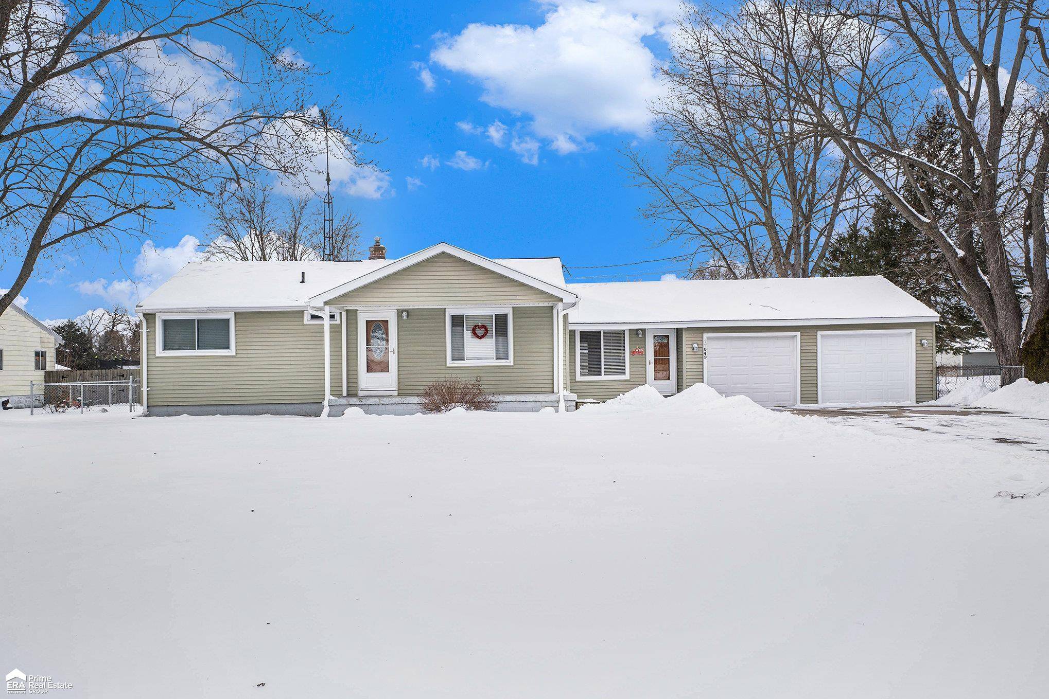 Clio, MI 48420,11049 Phyllis DR