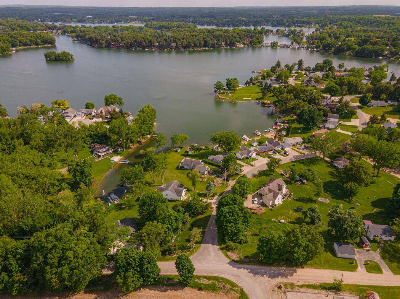 Jerome, MI 49249,11968 Greenbriar DR