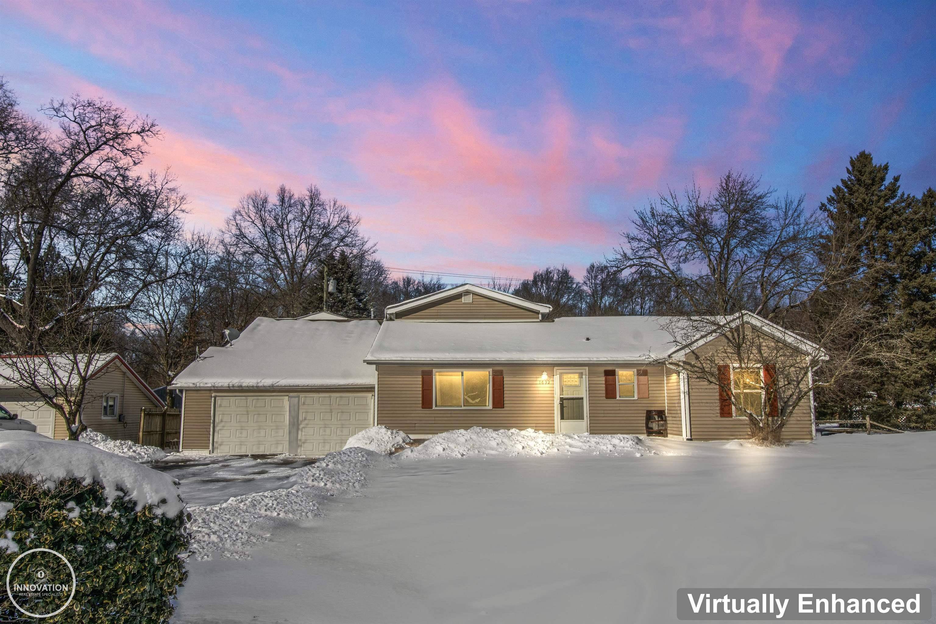 Algonac, MI 48001,1632 Mill ST