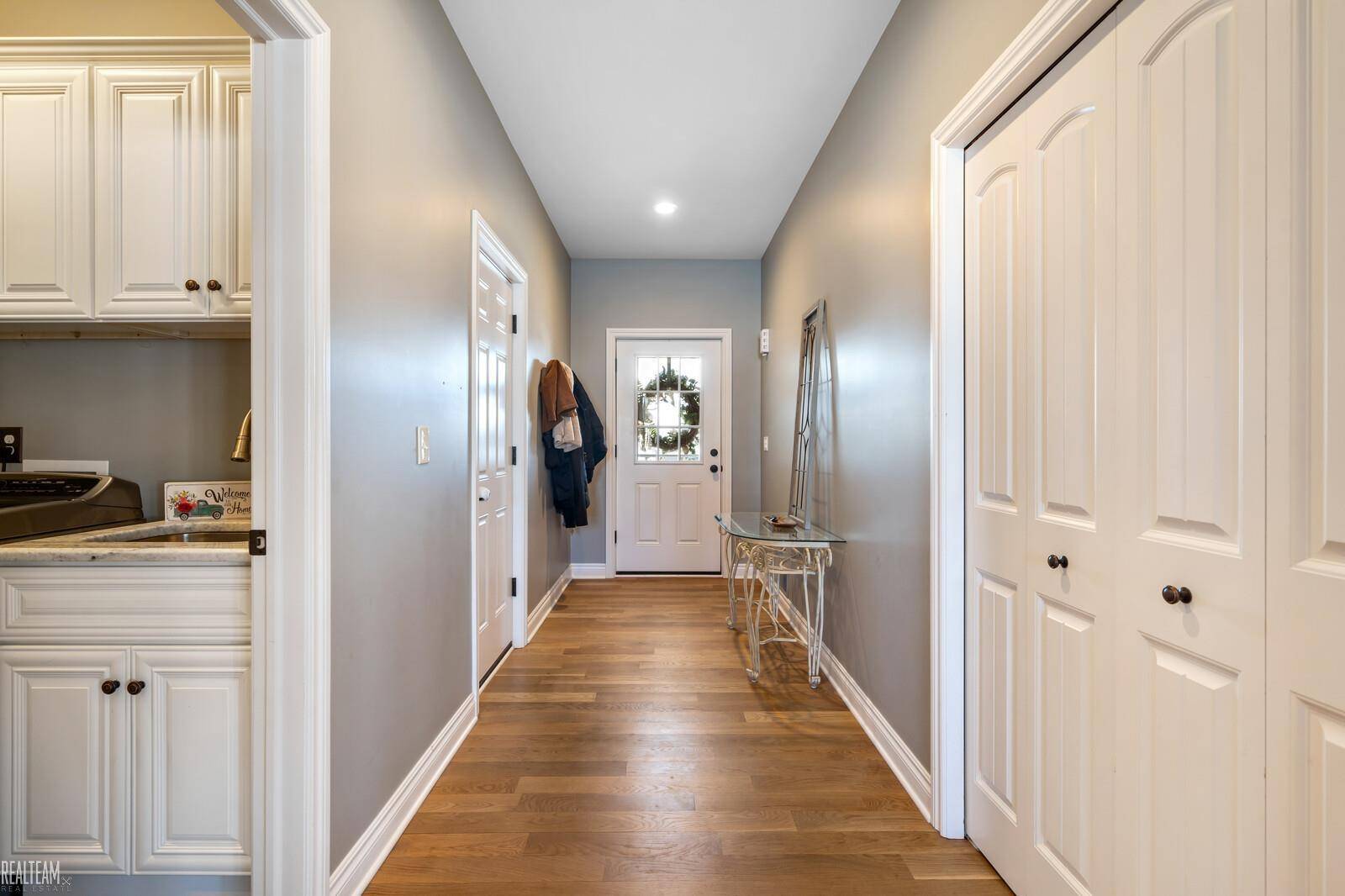 Almont, MI 48003,7831 Yorkshire DR