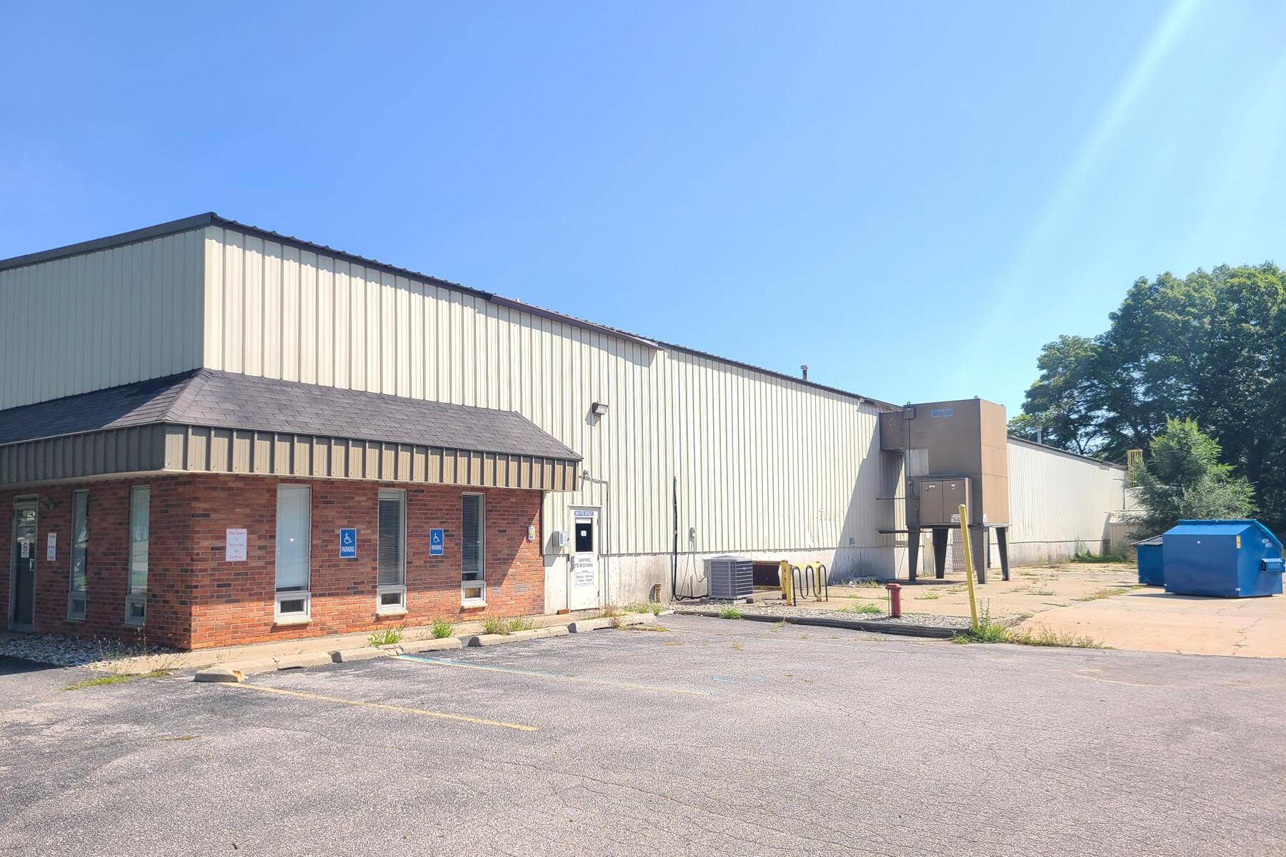 Muskegon, MI 49442,1985 E Laketon AVE #A1