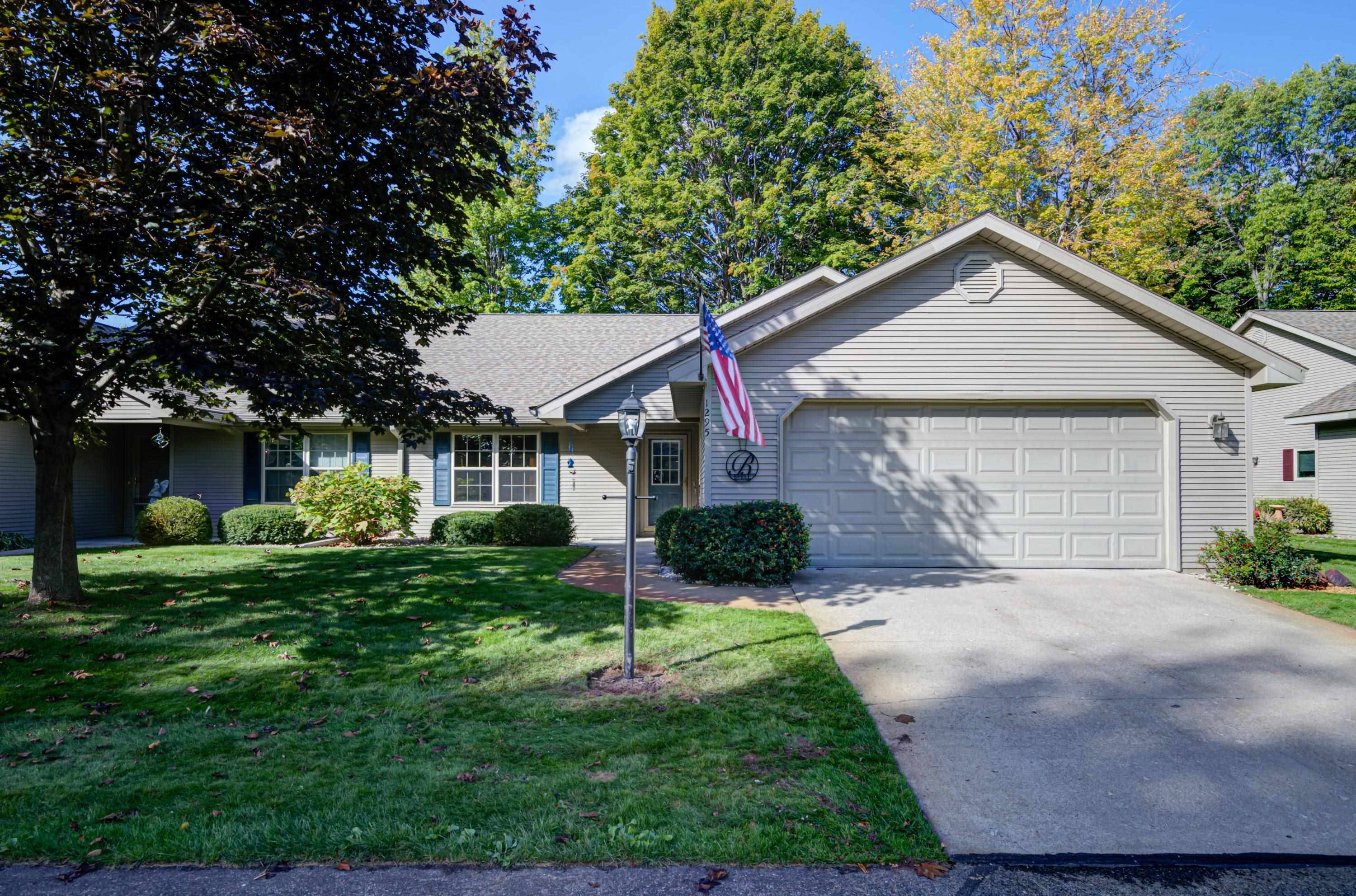 Traverse City, MI 49686,1295 Terra RD