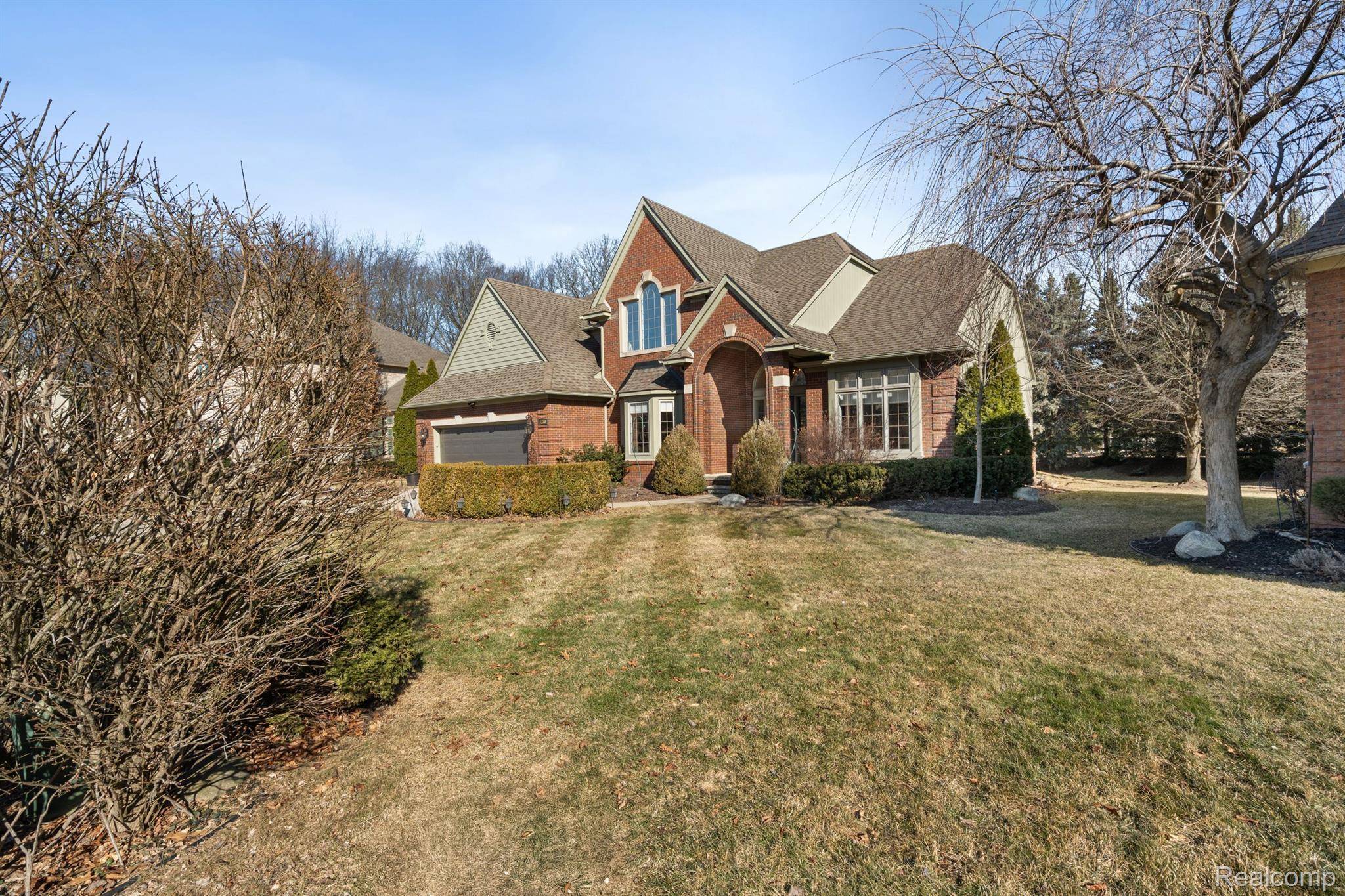 Wixom, MI 48393,1286 S CREEK DR