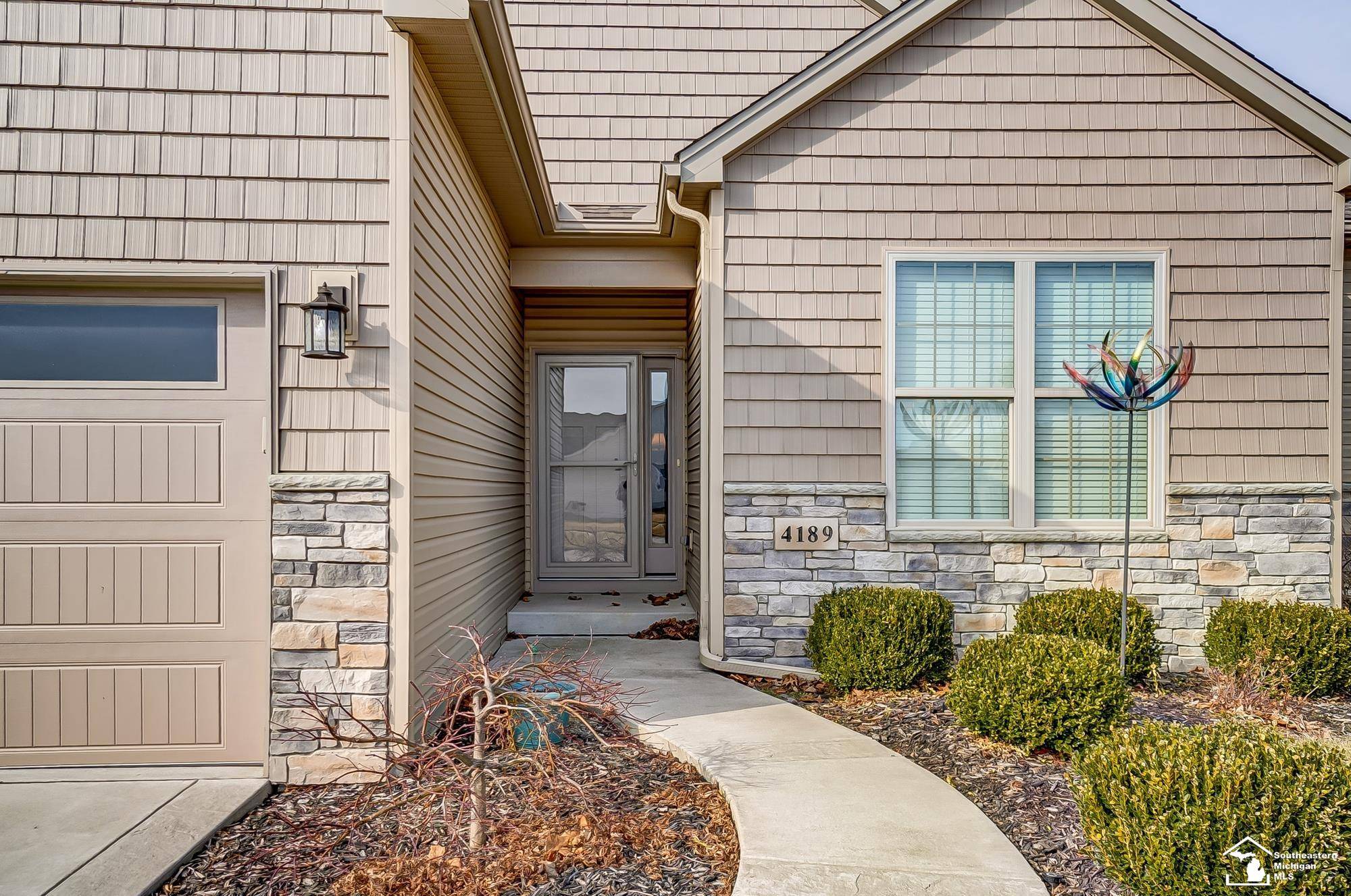 Lambertville, MI 48144,4189 Caitlin CT