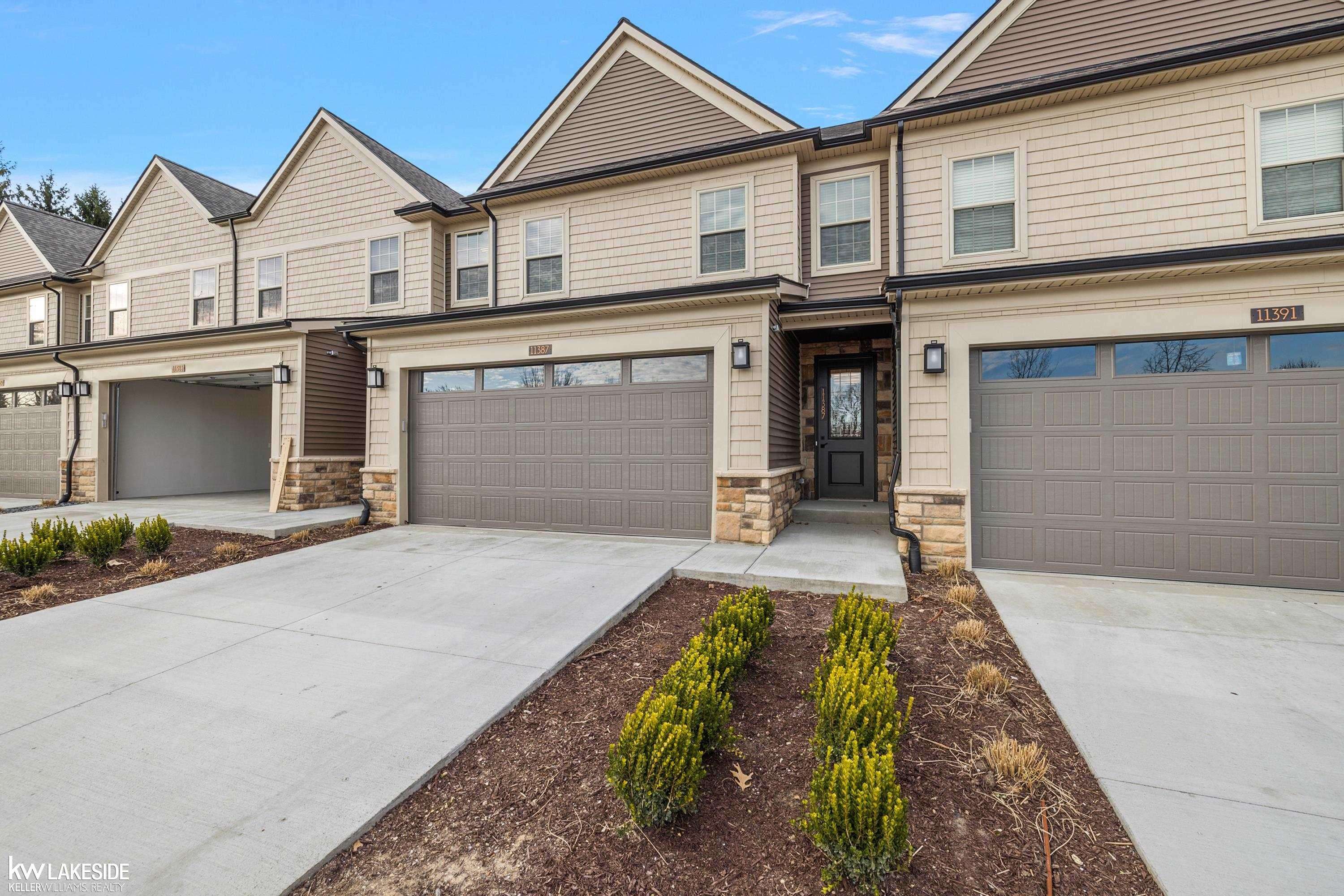 Brighton Twp, MI 48116,11392 Iziks WAY