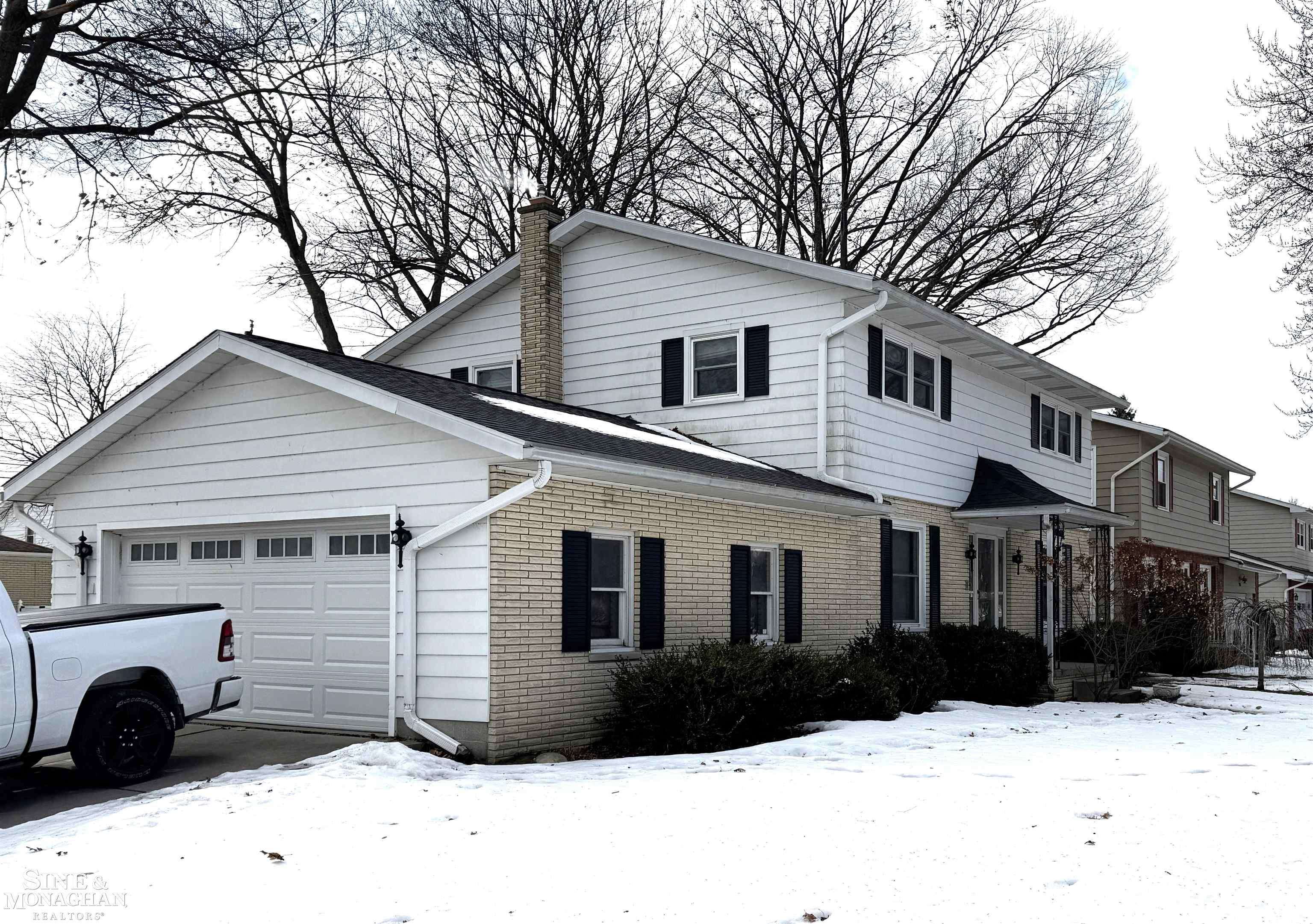 Port Huron, MI 48060,1802 Kennelworth DR