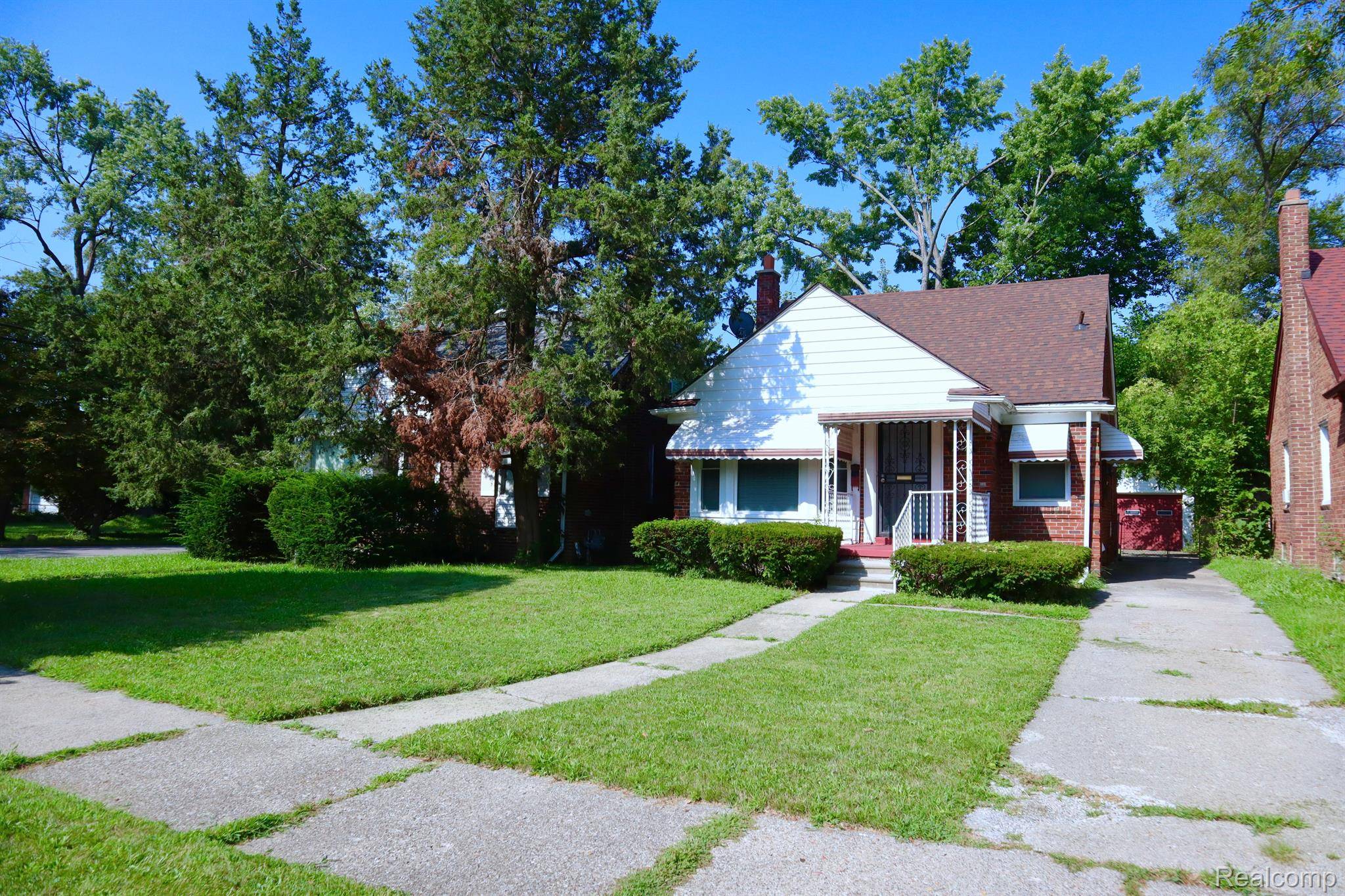 Detroit, MI 48235,16511 WINTHROP ST