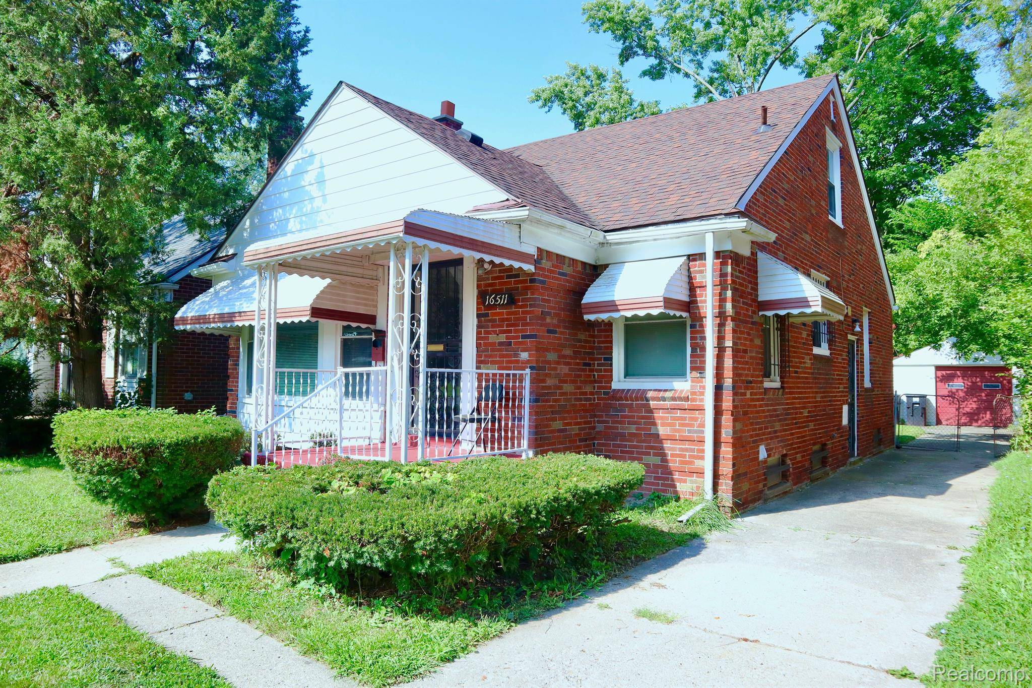 Detroit, MI 48235,16511 WINTHROP ST