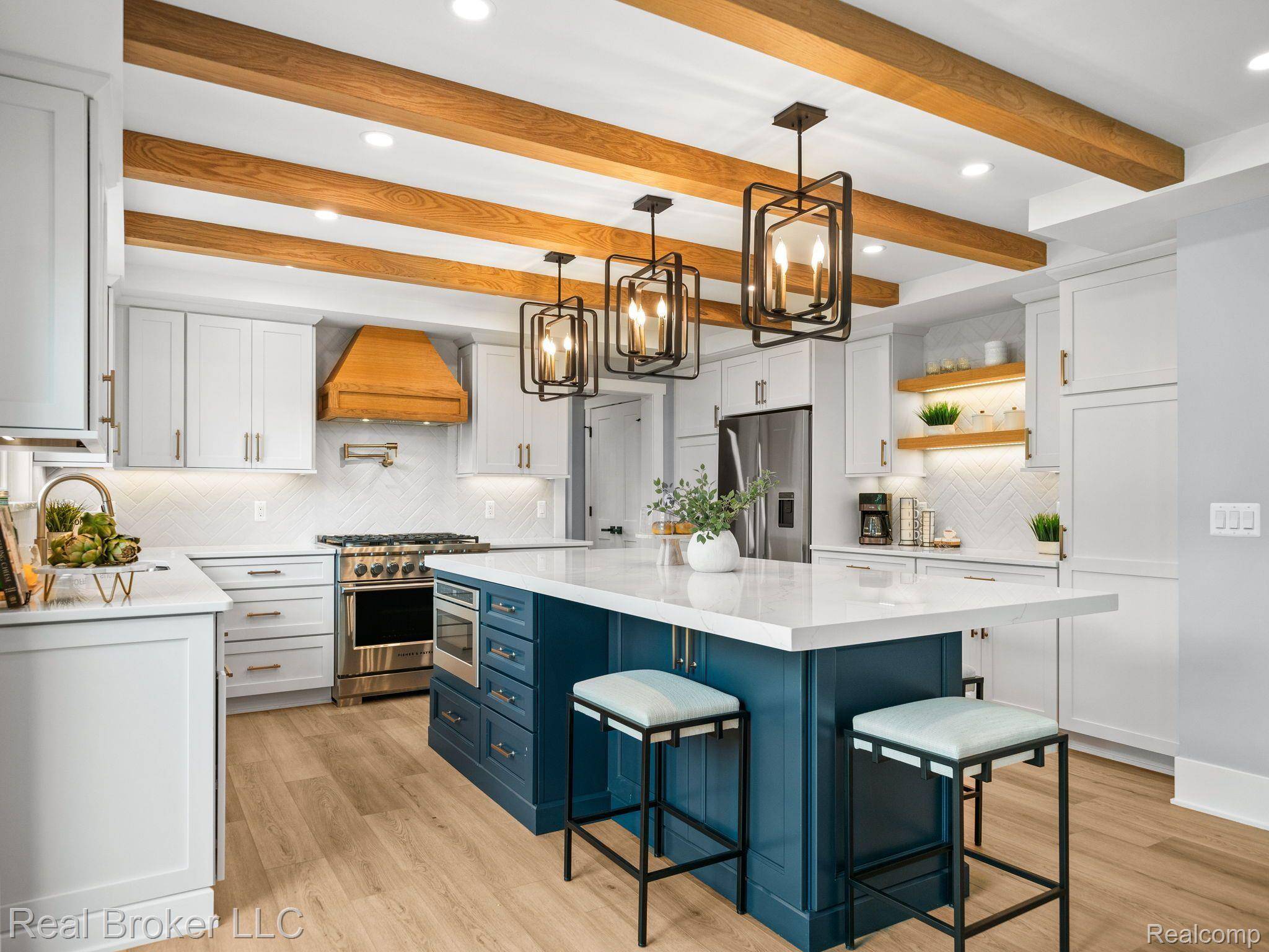 Livonia, MI 48152,35437 GARDNER ST