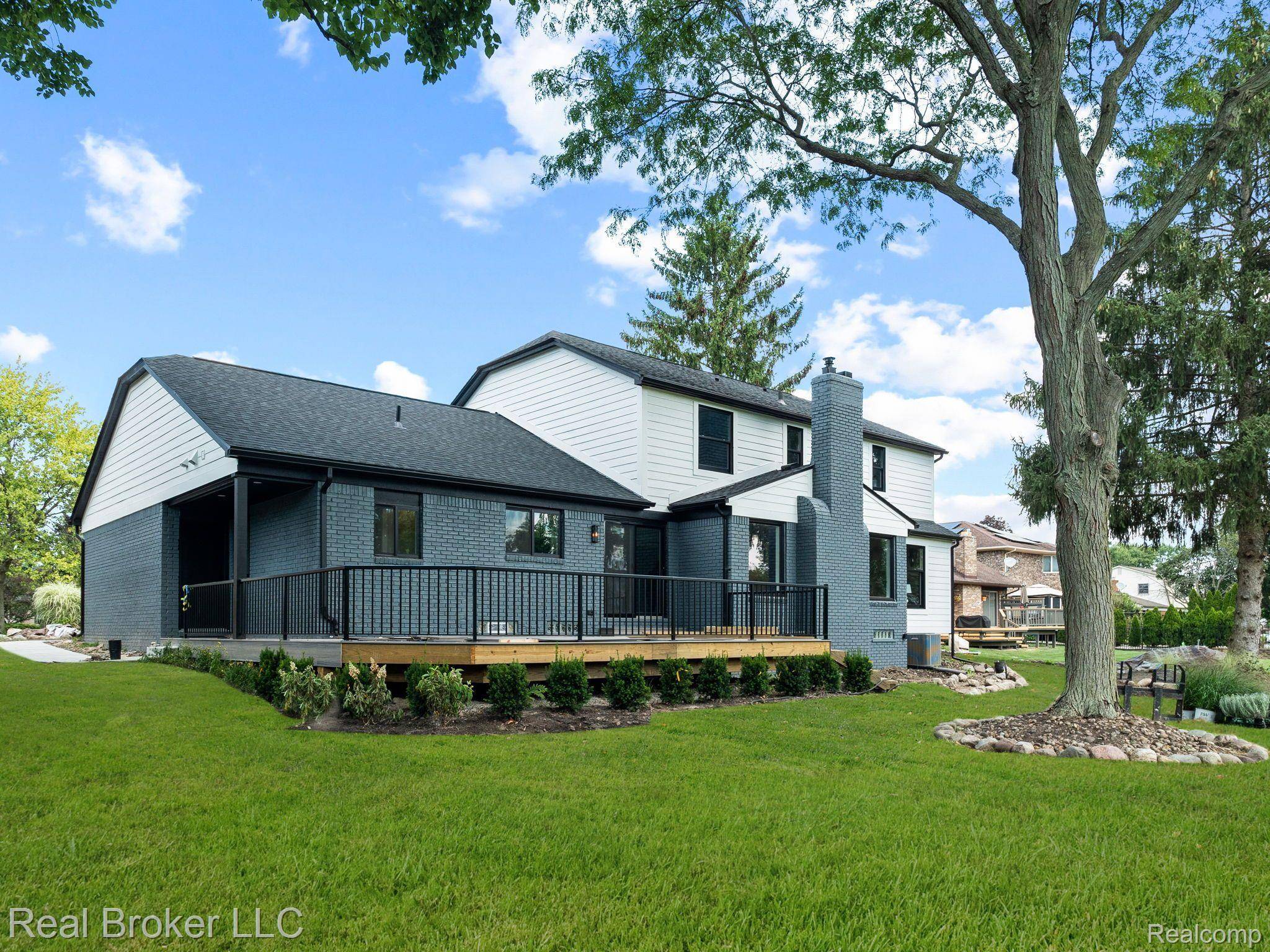 Livonia, MI 48152,35437 GARDNER ST