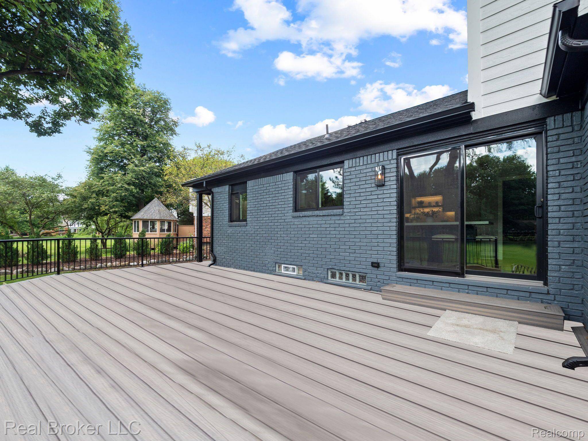 Livonia, MI 48152,35437 GARDNER ST