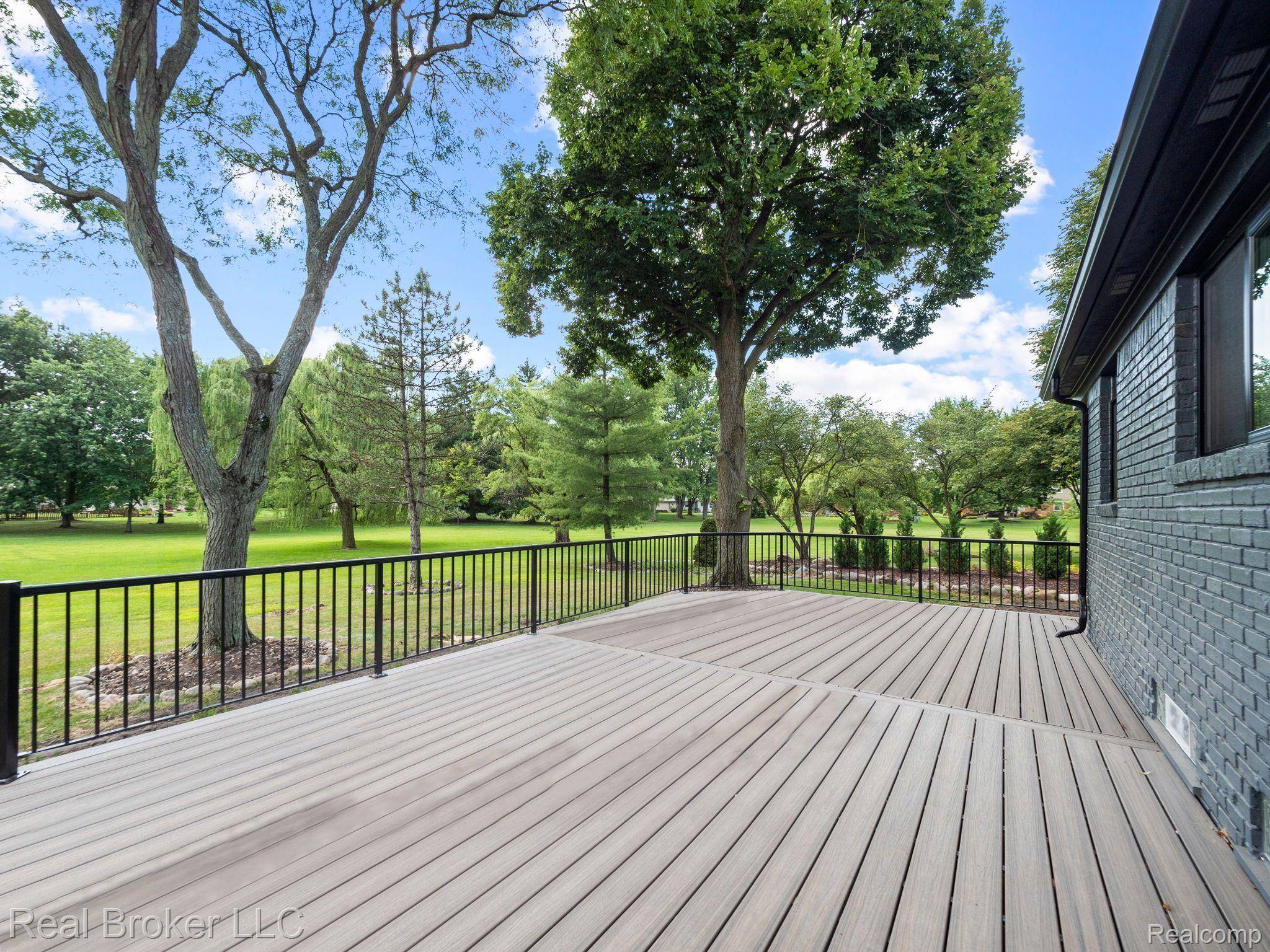 Livonia, MI 48152,35437 GARDNER ST