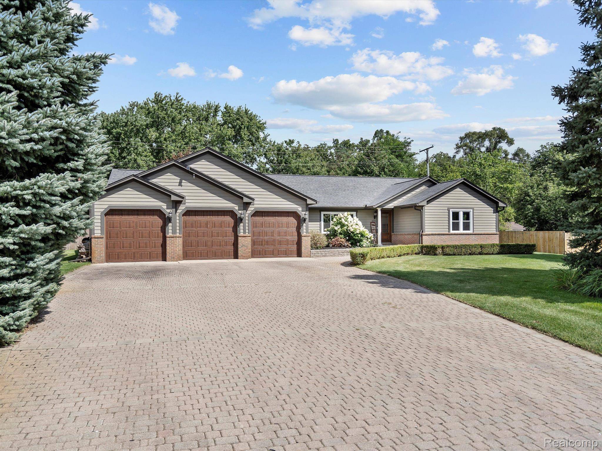 Rochester, MI 48306,4275 SPRINGDALE ST