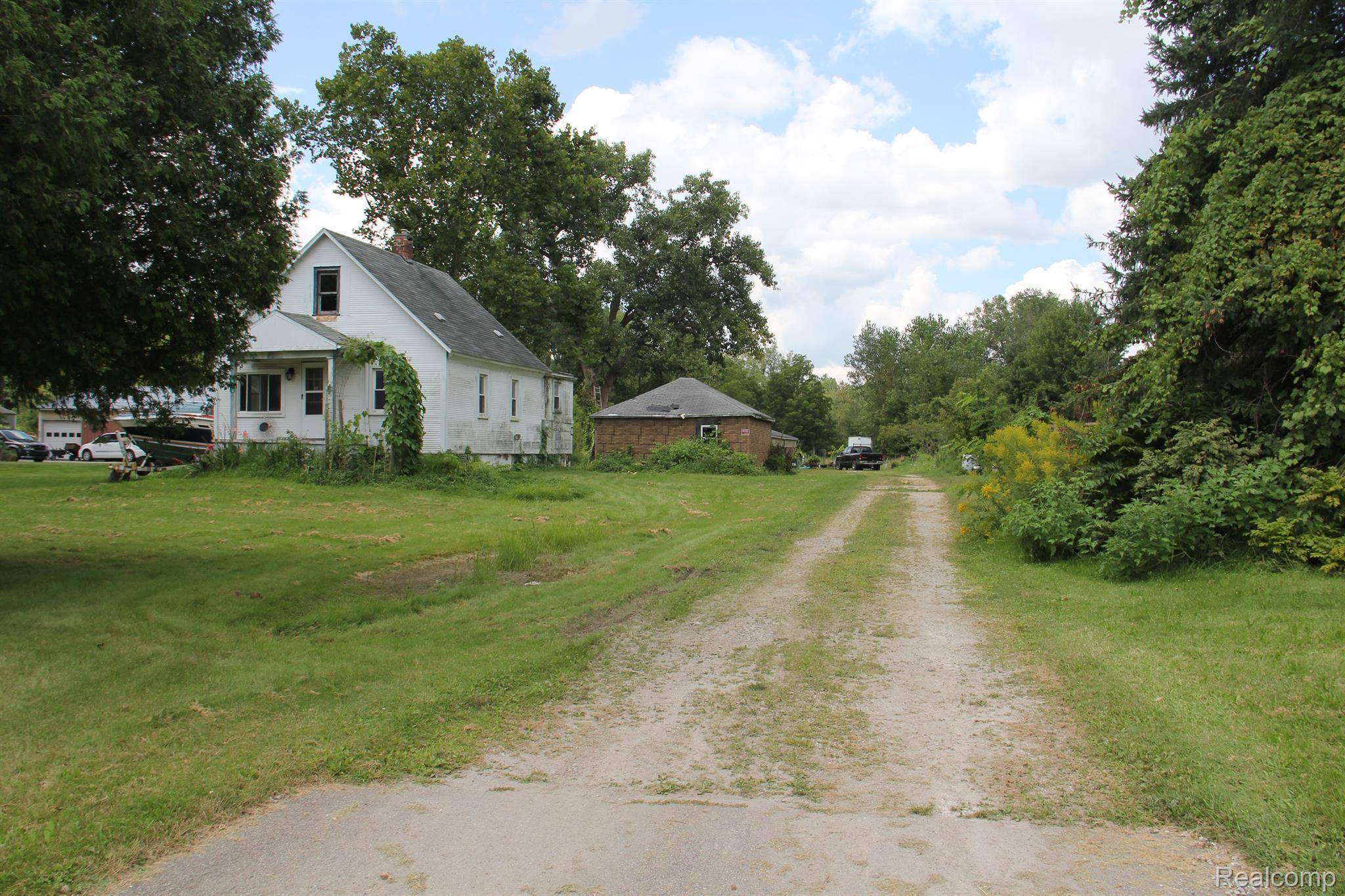 Macomb, MI 48042,50741 NORTH AVE