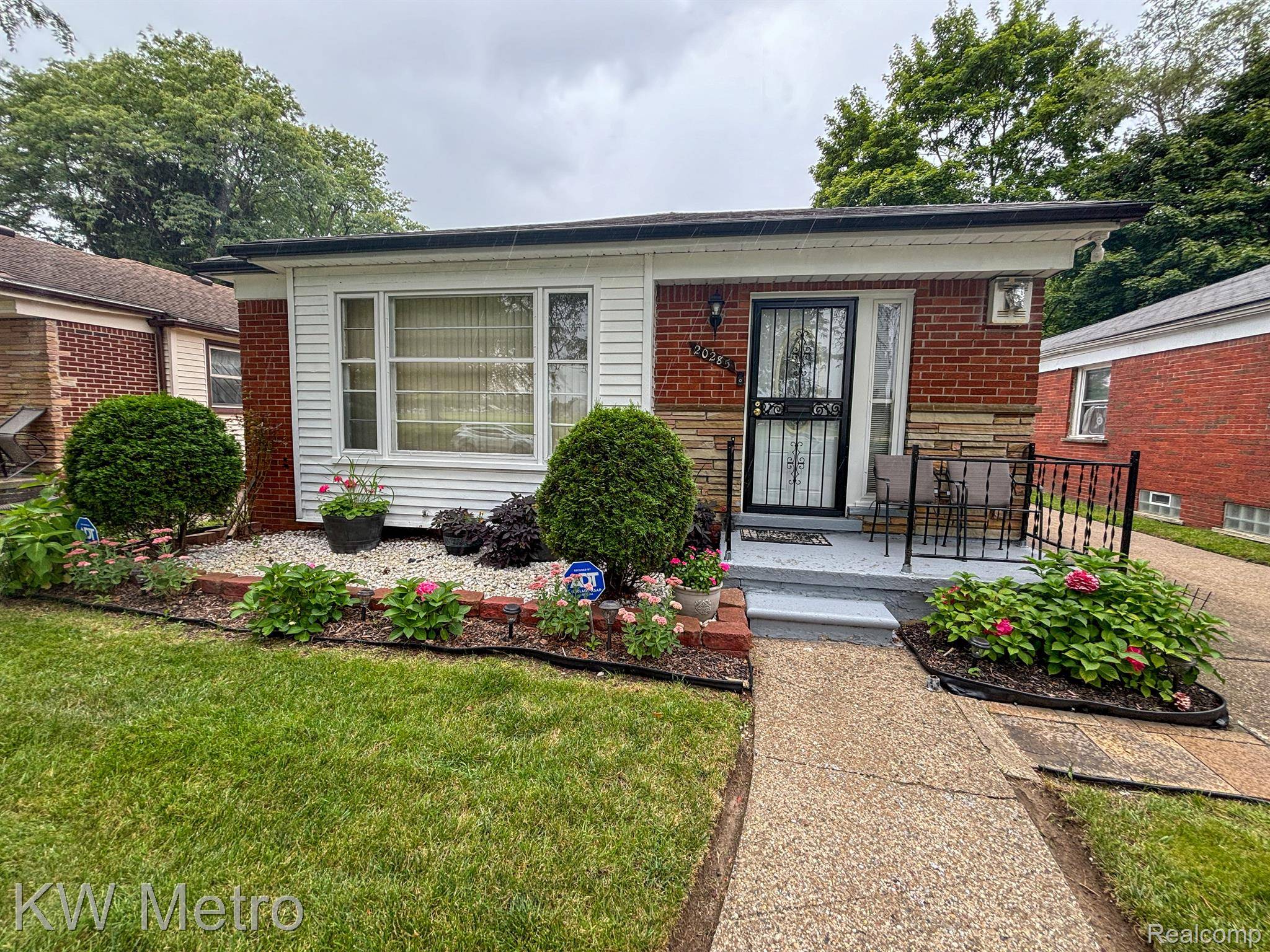 Detroit, MI 48219,20285 GRANDVILLE AVE