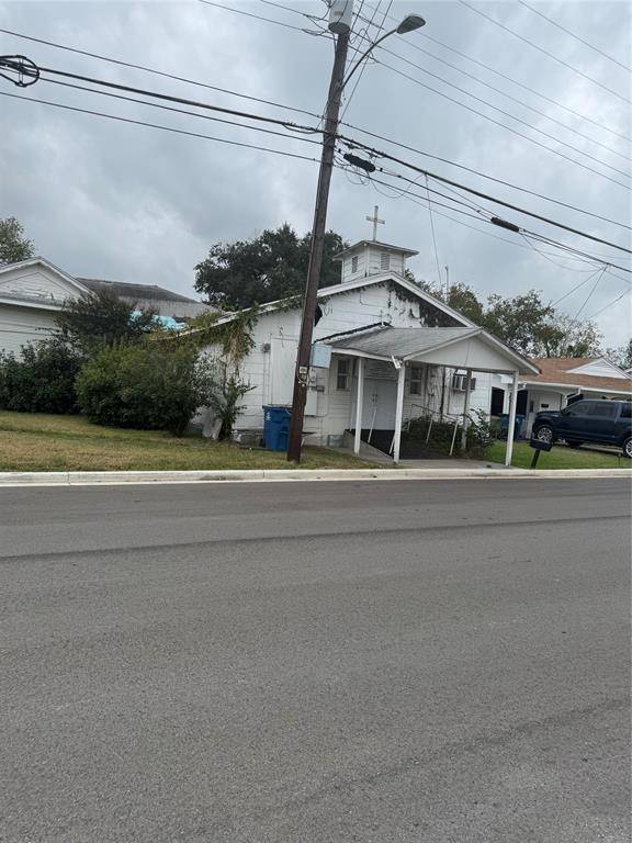 Kaufman, TX 75142,1504 E 1st North Street