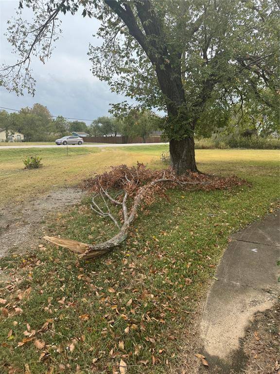 Kaufman, TX 75142,1504 E 1st North Street