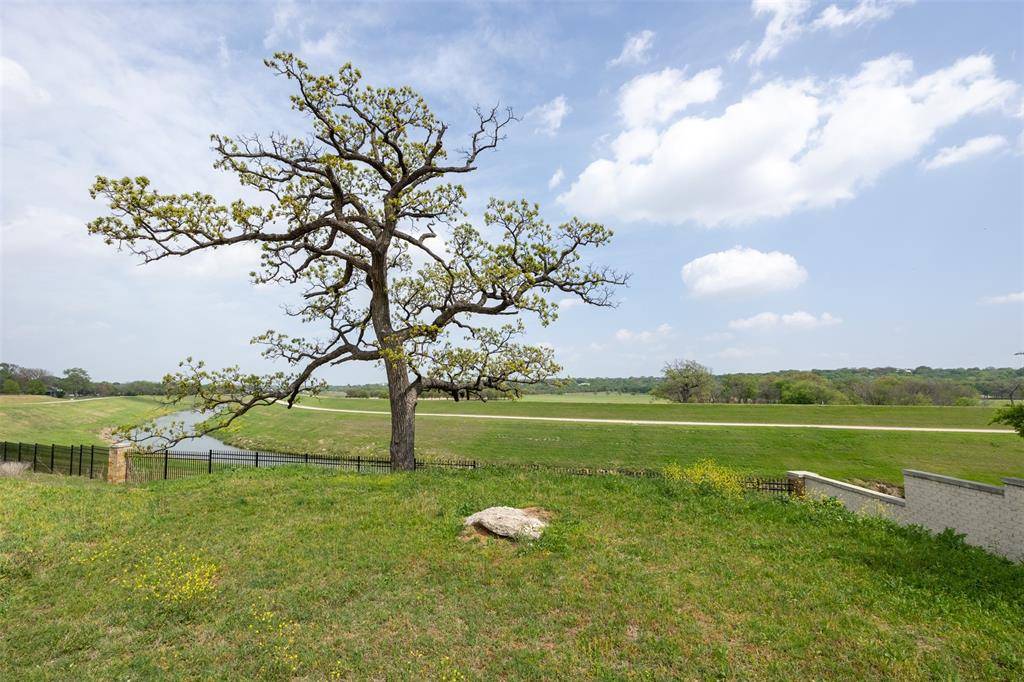 Fort Worth, TX 76114,225 Clementine Court