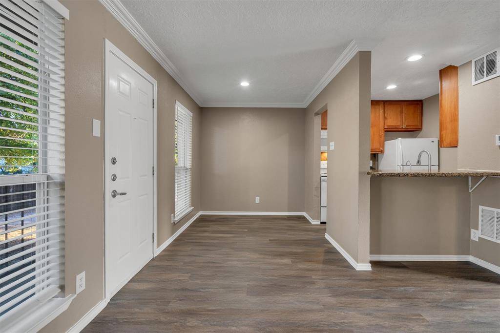 Dallas, TX 75206,5727 Richmond Avenue #203