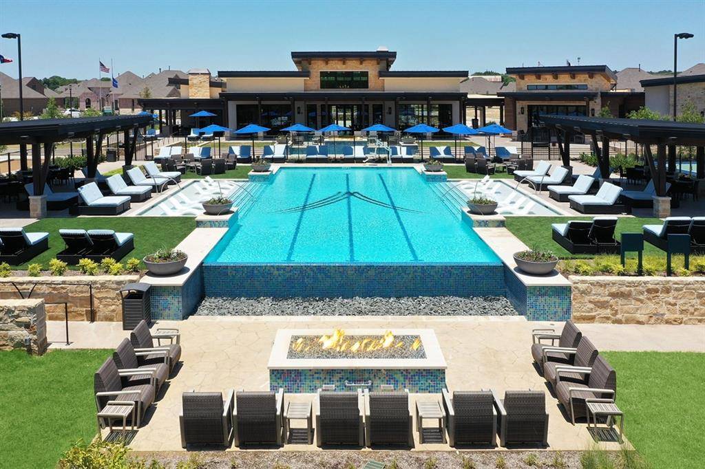 Arlington, TX 76005,2080 Spotted Fawn Drive