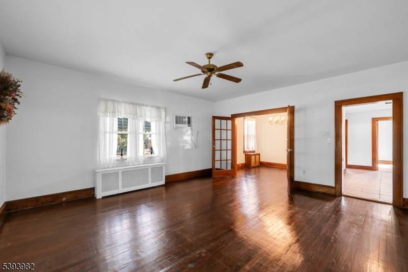 Lodi Boro, NJ 07644,356 Westminster Pl