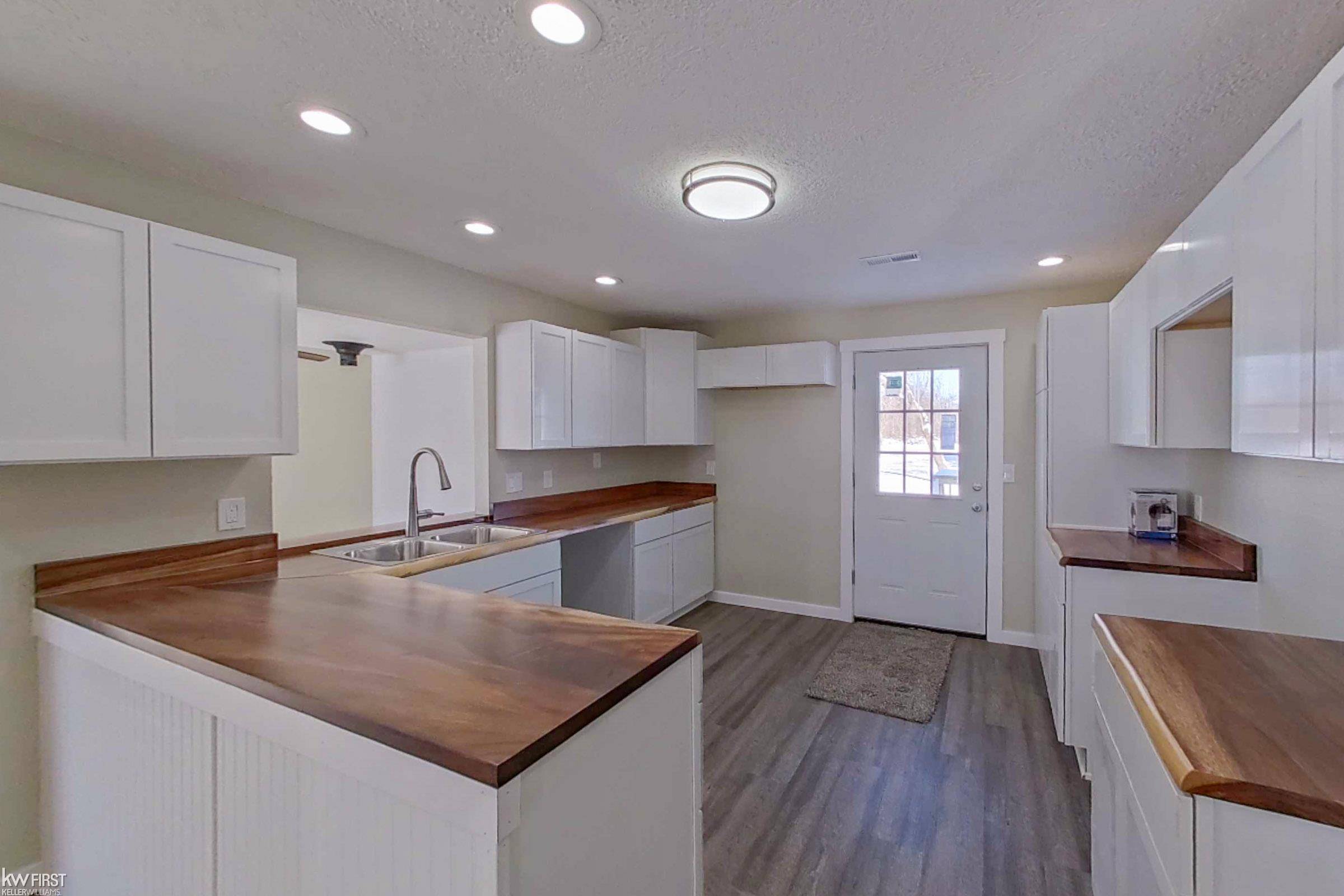 Davison, MI 48423,7447 E Bristol RD