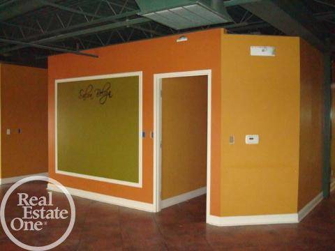 Shelby Twp, MI 48315,45305 Market ST