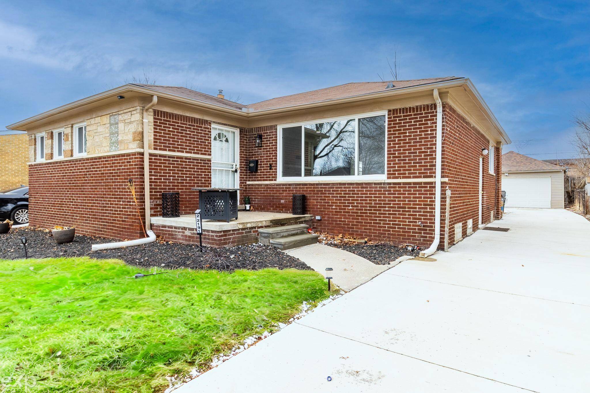 Oak Park, MI 48237,22191 Westhampton ST