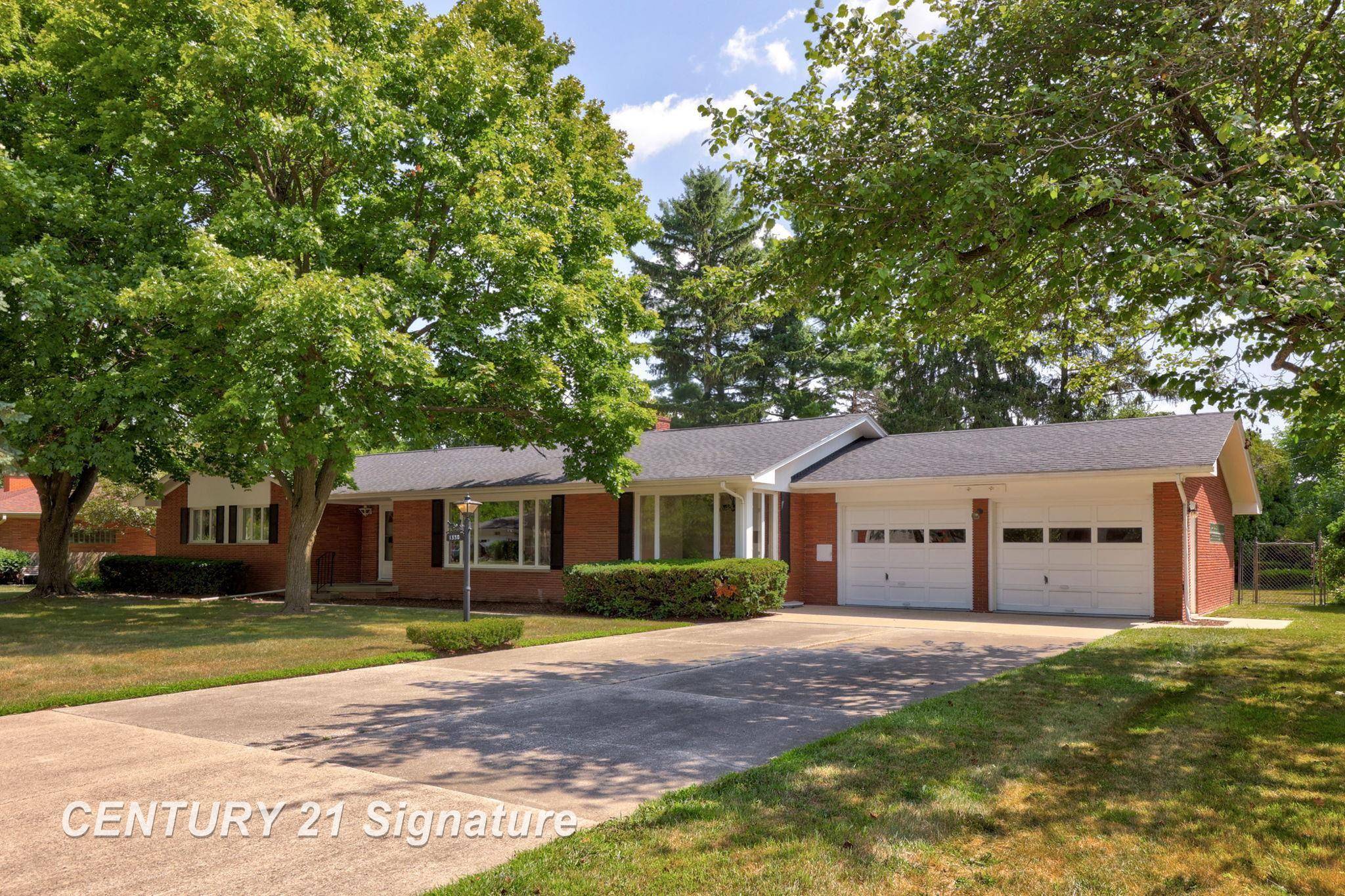 Saginaw, MI 48638,1330 Lathrup AVE