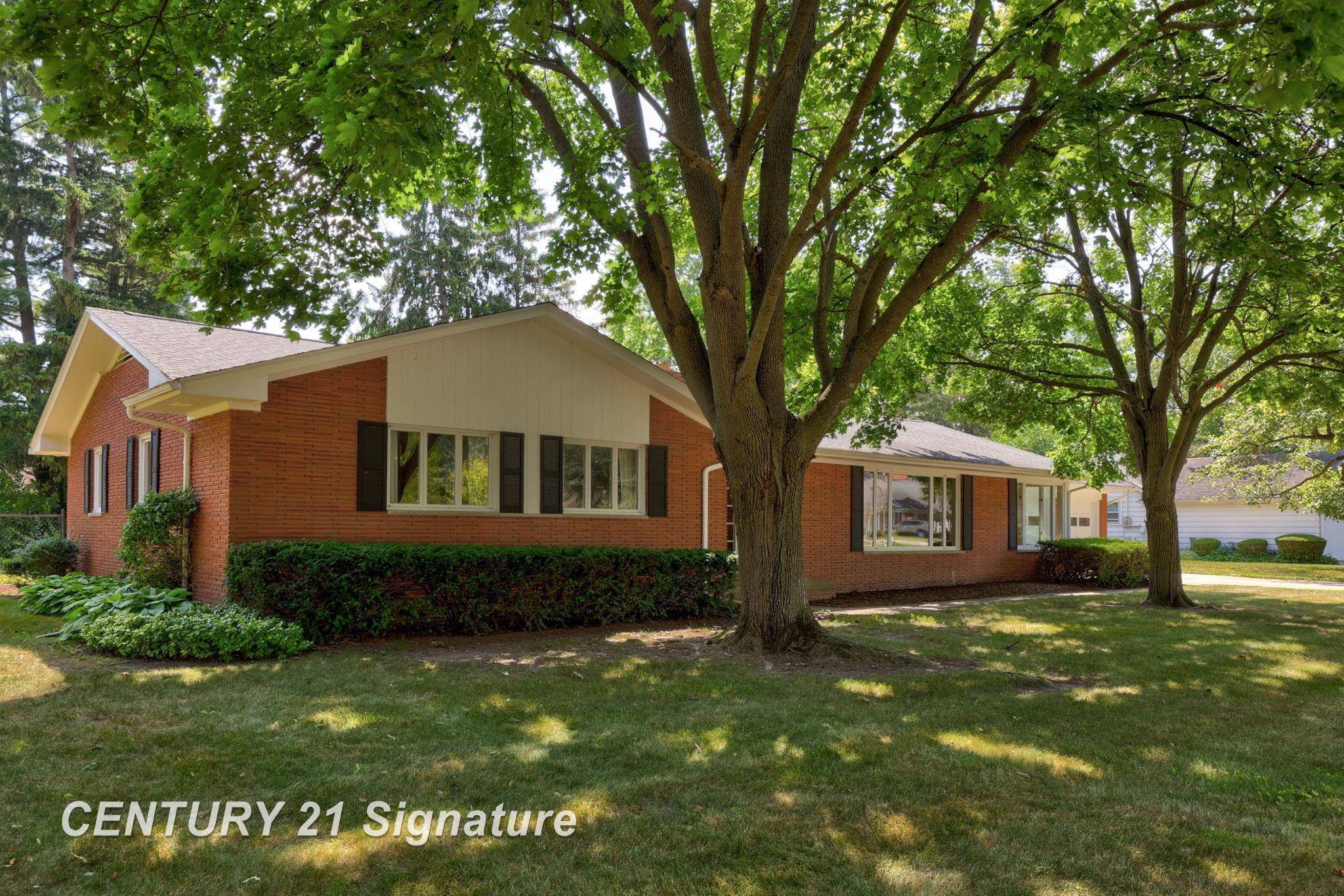 Saginaw, MI 48638,1330 Lathrup AVE