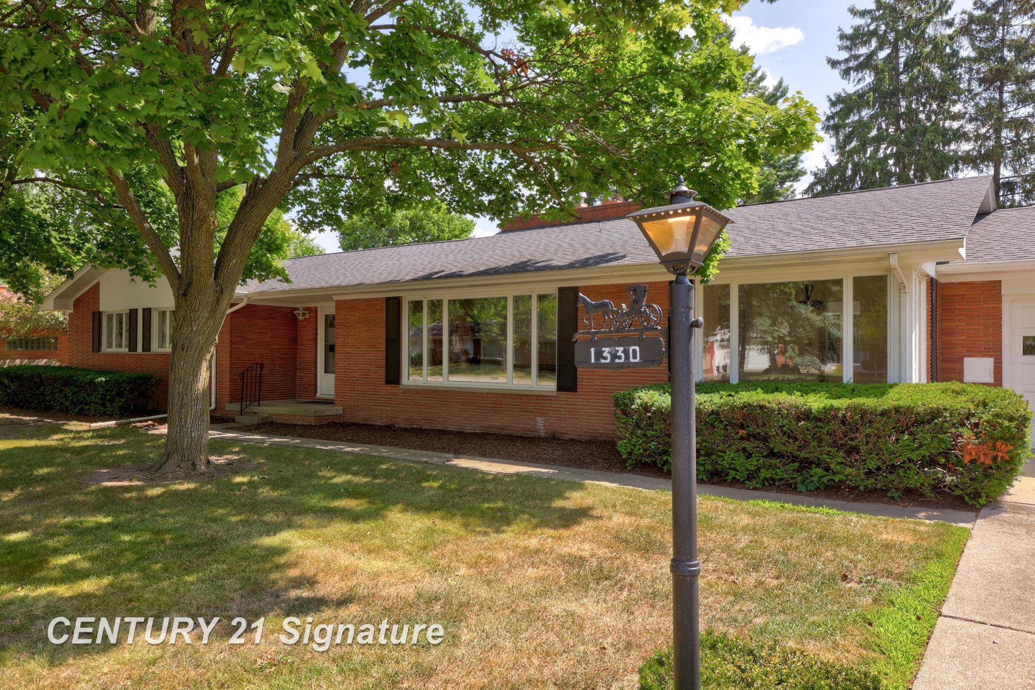 Saginaw, MI 48638,1330 Lathrup AVE