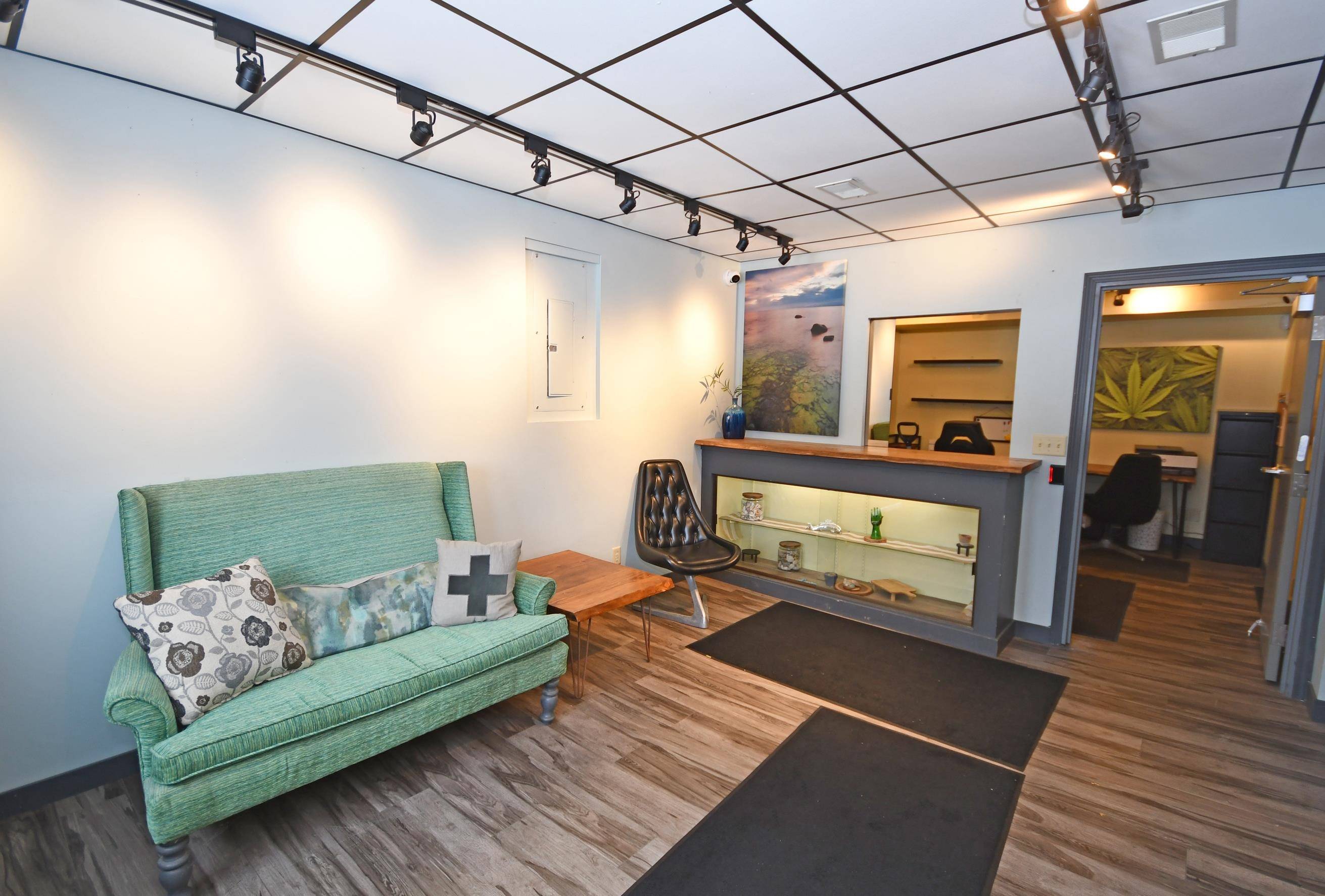 Benzonia, MI 49616,2448 Benzie HWY