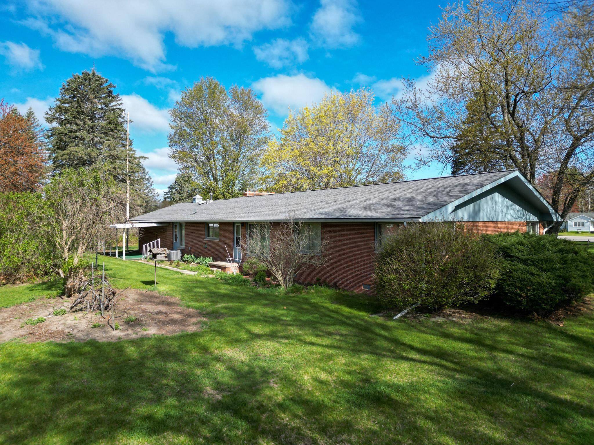 Mount Pleasant, MI 48858,8670 E Pickard RD