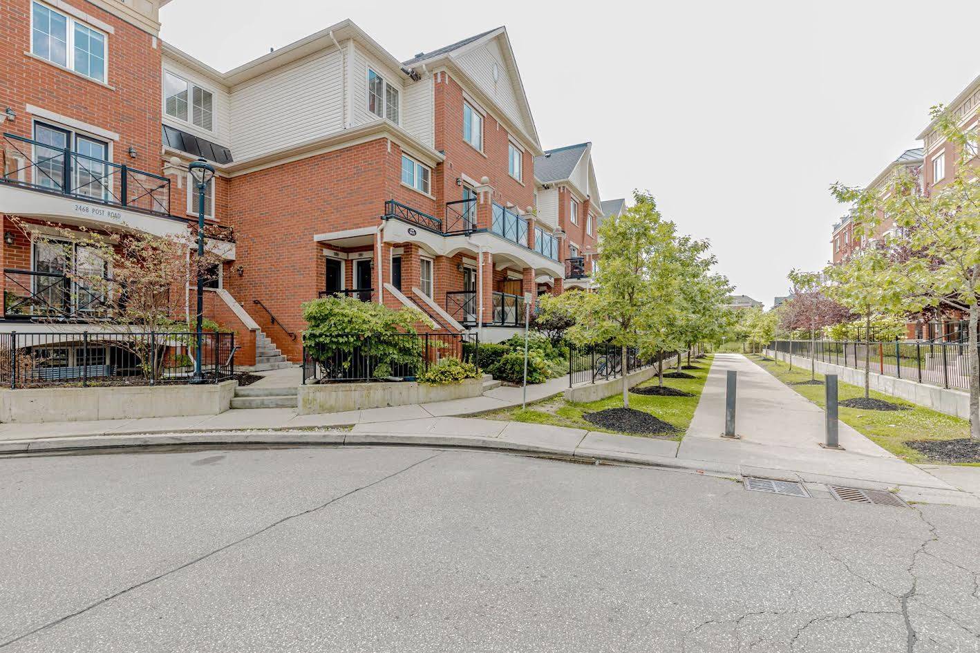 Oakville, ON L6H 0J2,2468 Post RD #20