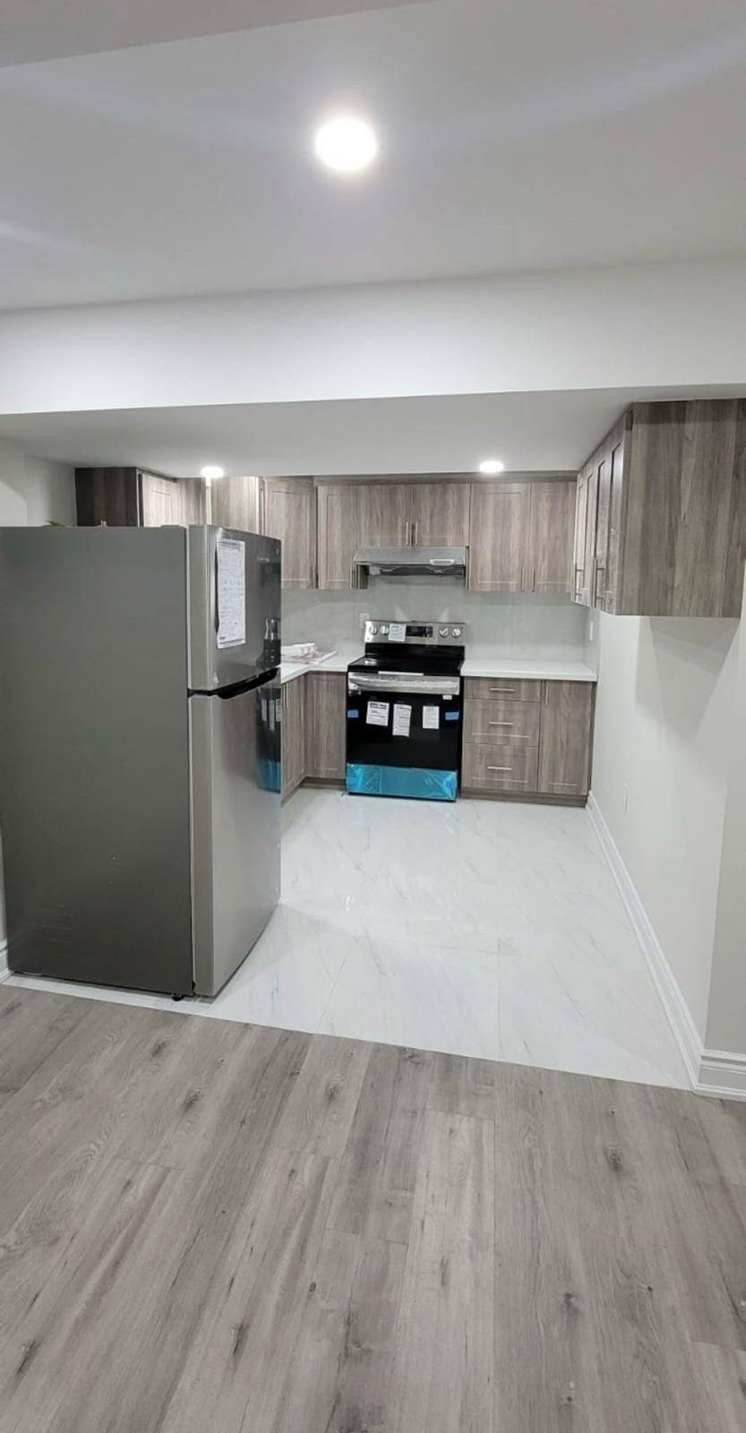 Brampton, ON L6X 5K1,28 Prestige CT #BSMT