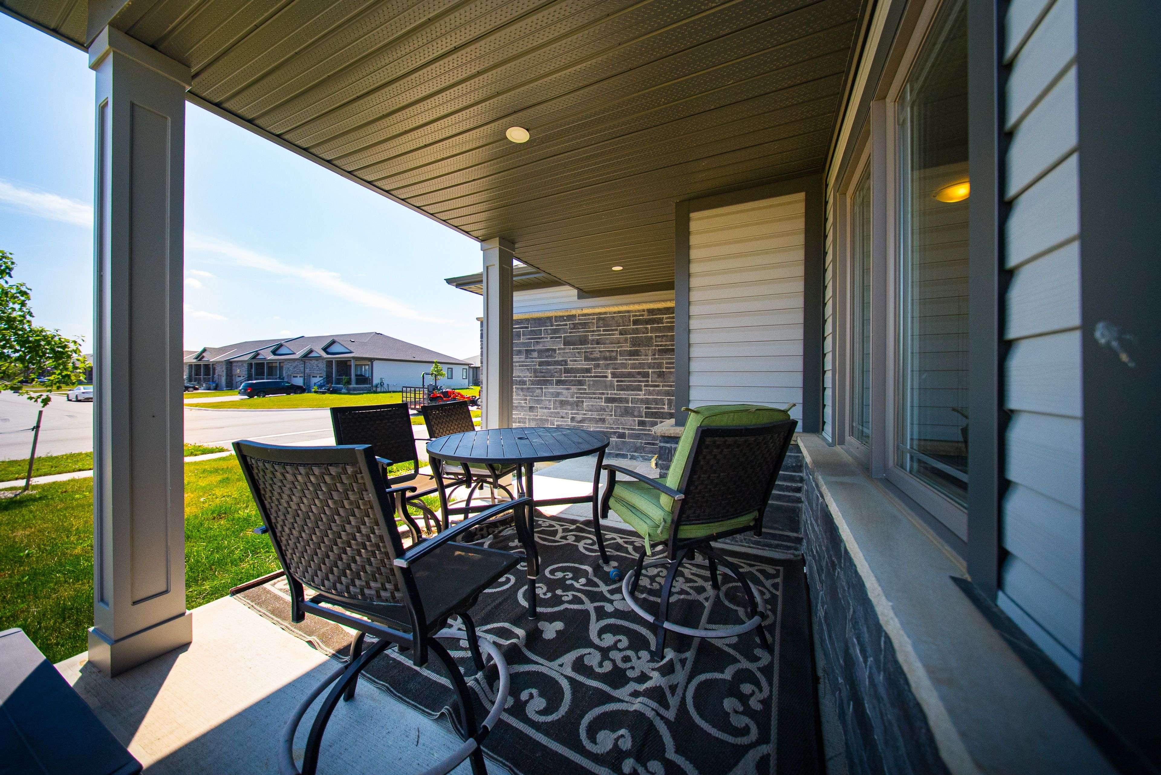 North Perth, ON N0G 1B0,142 Ellen ST