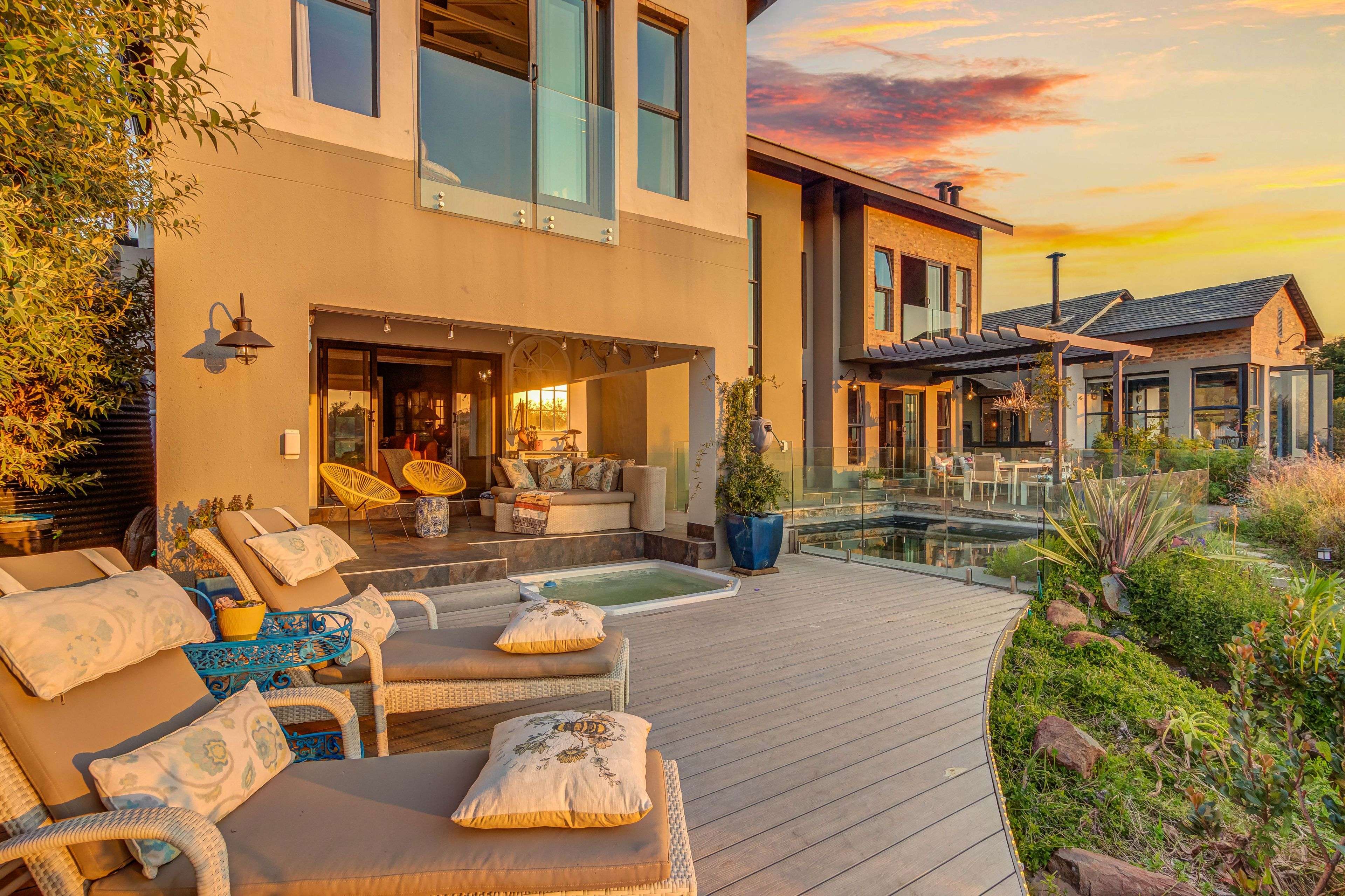 Out Of Area, 00000,0 International - See Remarks ST